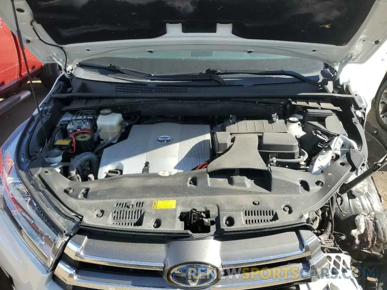 12 fotografías del automóvil dañado 5TDDGRFH5KS064288 TOYOTA HIGHLANDER 2019