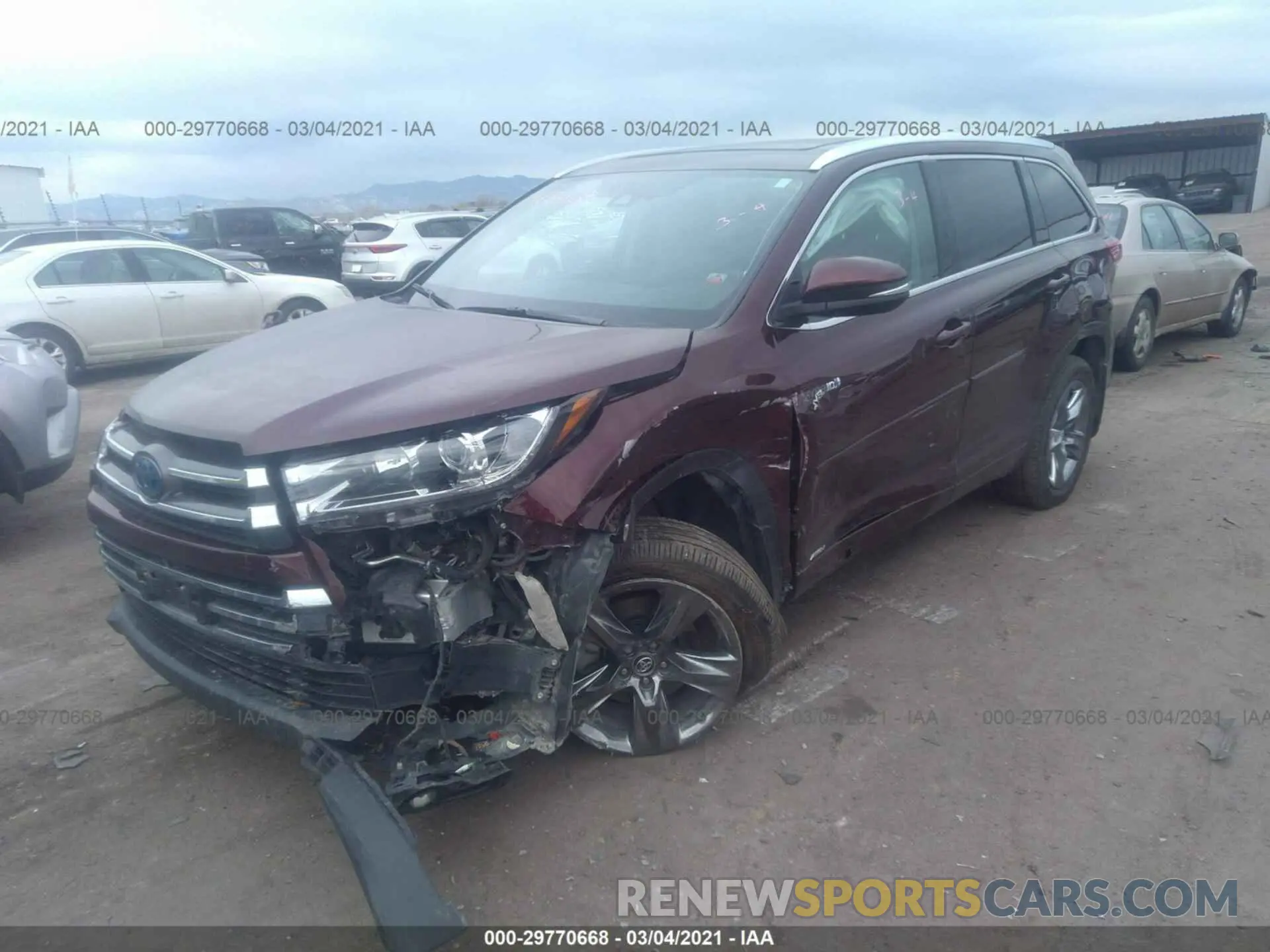 2 fotografías del automóvil dañado 5TDDGRFH6KS062565 TOYOTA HIGHLANDER 2019