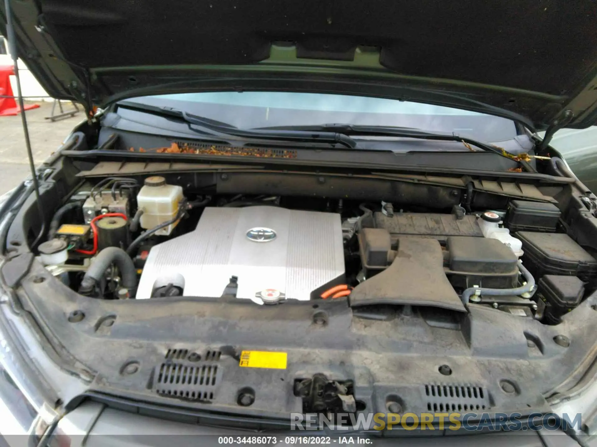 10 fotografías del automóvil dañado 5TDDGRFH7KS053213 TOYOTA HIGHLANDER 2019