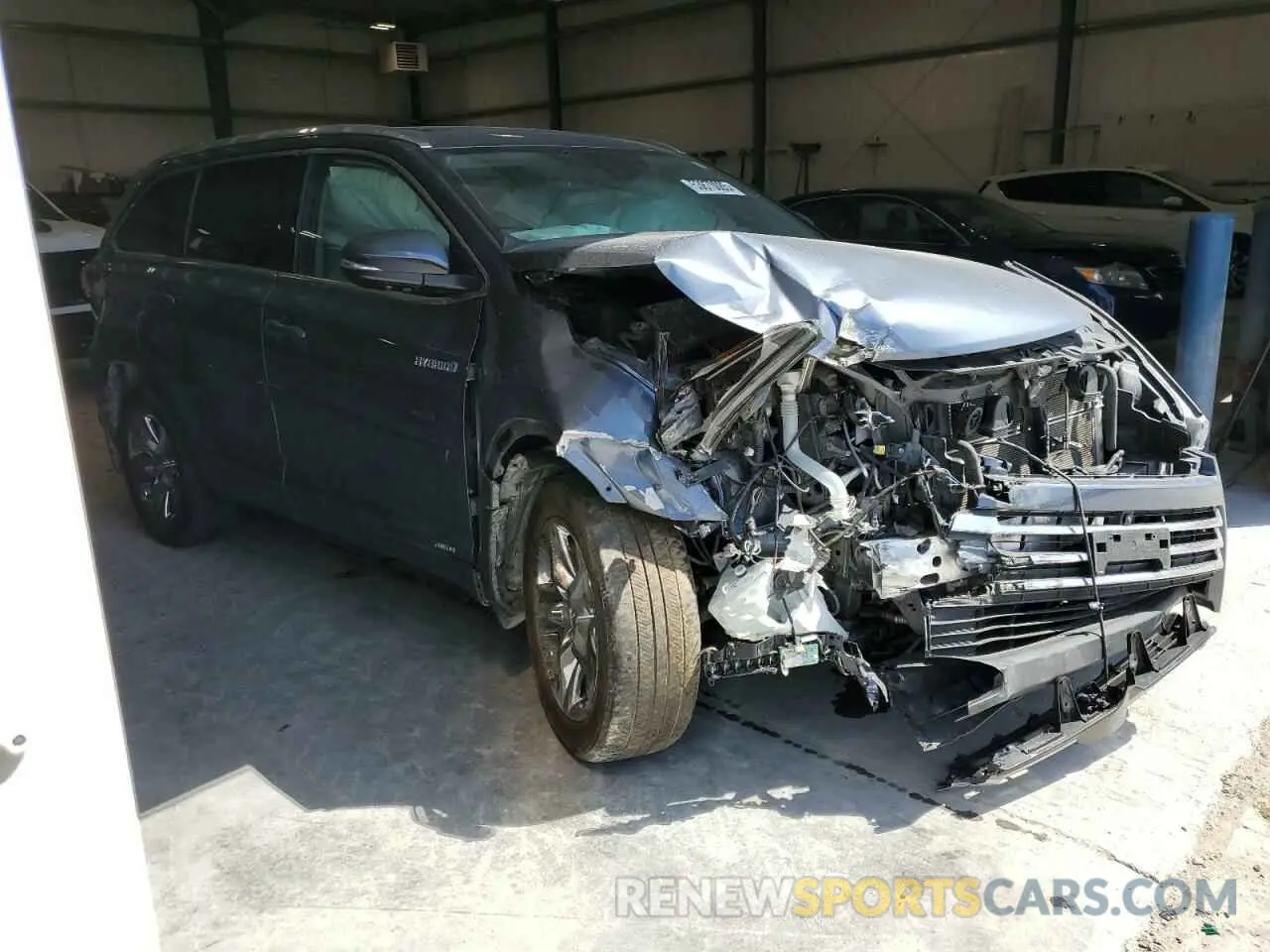 4 fotografías del automóvil dañado 5TDDGRFH8KS070831 TOYOTA HIGHLANDER 2019