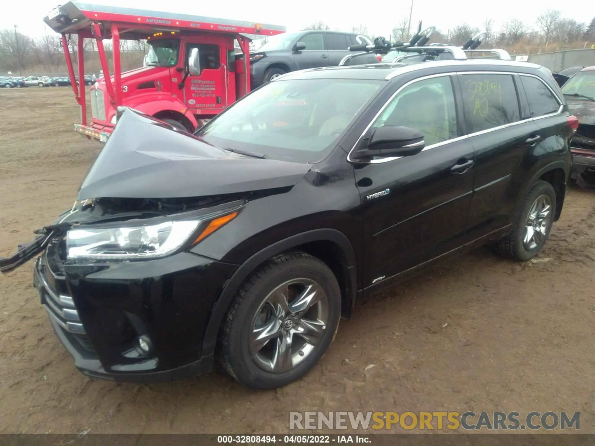 2 fotografías del automóvil dañado 5TDDGRFH9KS069638 TOYOTA HIGHLANDER 2019