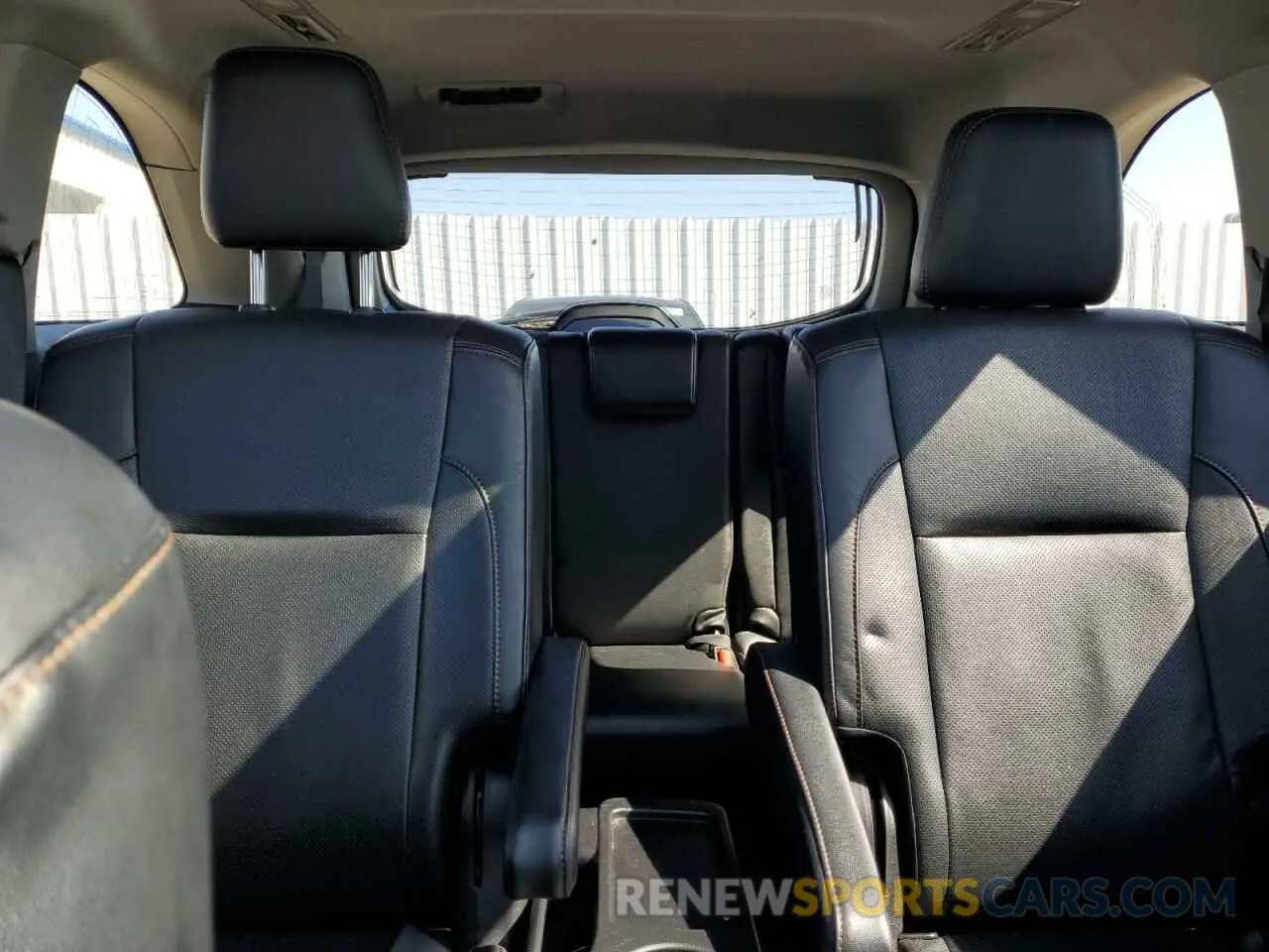 10 fotografías del automóvil dañado 5TDDGRFHXKS062049 TOYOTA HIGHLANDER 2019