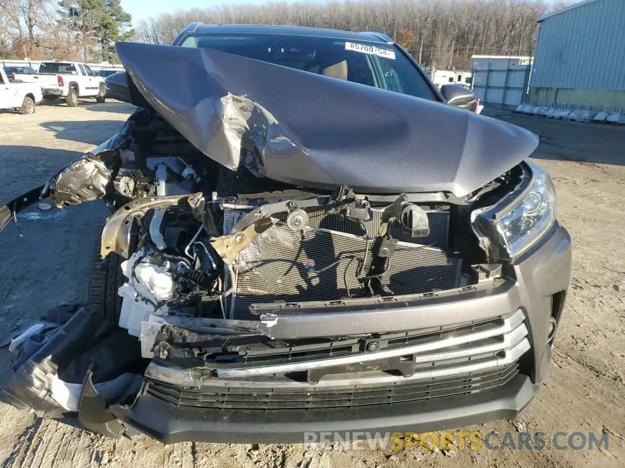 5 fotografías del automóvil dañado 5TDDZRFH0KS703283 TOYOTA HIGHLANDER 2019