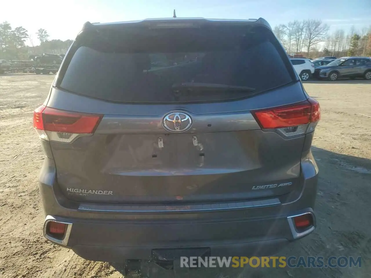6 fotografías del automóvil dañado 5TDDZRFH0KS703283 TOYOTA HIGHLANDER 2019