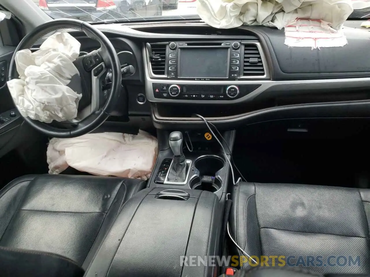 8 fotografías del automóvil dañado 5TDDZRFH0KS954644 TOYOTA HIGHLANDER 2019