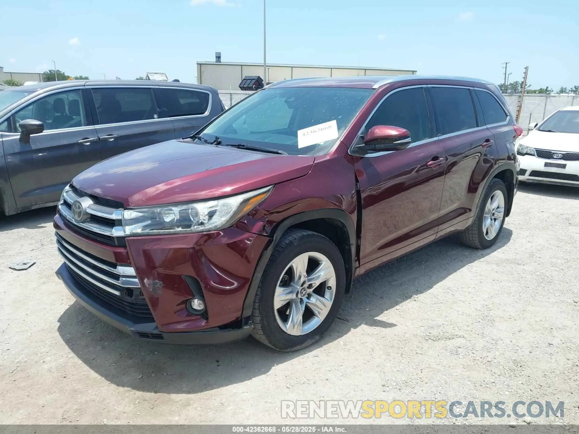 2 fotografías del automóvil dañado 5TDDZRFH0KS972092 TOYOTA HIGHLANDER 2019