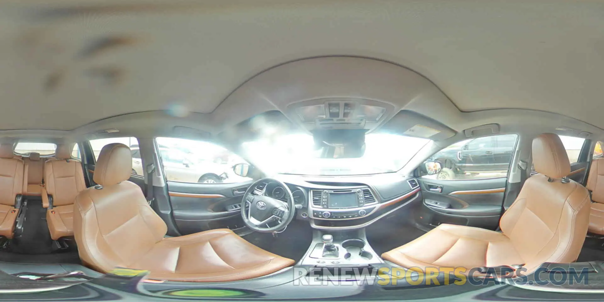 16 fotografías del automóvil dañado 5TDDZRFH1KS701297 TOYOTA HIGHLANDER 2019