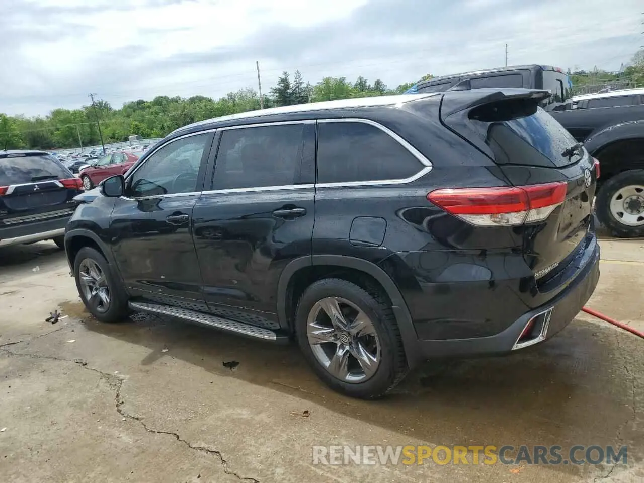 2 fotografías del automóvil dañado 5TDDZRFH1KS701297 TOYOTA HIGHLANDER 2019