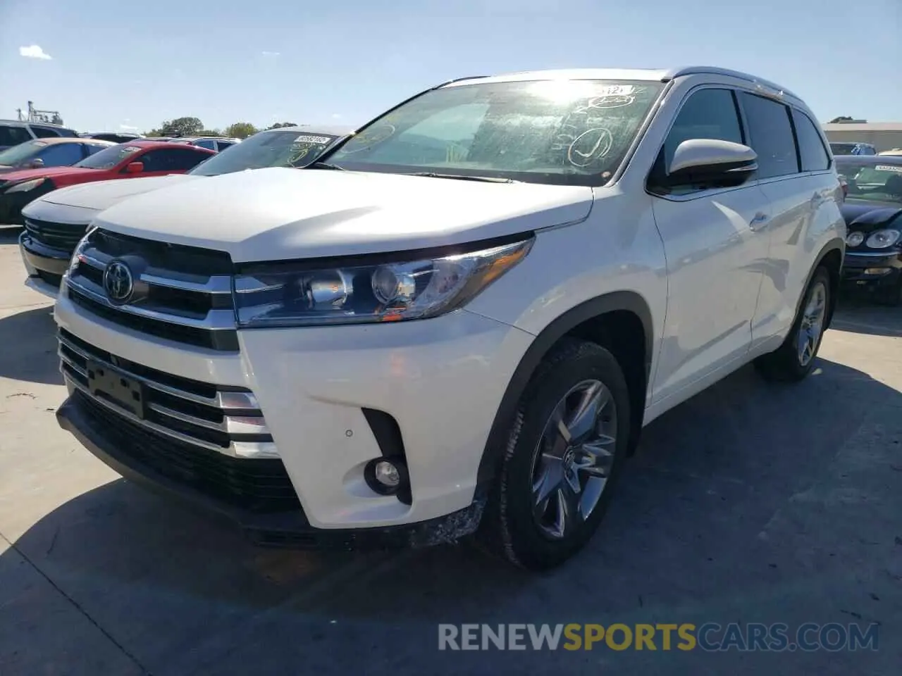 2 fotografías del automóvil dañado 5TDDZRFH1KS735319 TOYOTA HIGHLANDER 2019