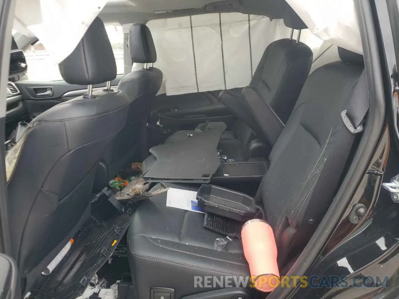 11 fotografías del automóvil dañado 5TDDZRFH1KS747745 TOYOTA HIGHLANDER 2019