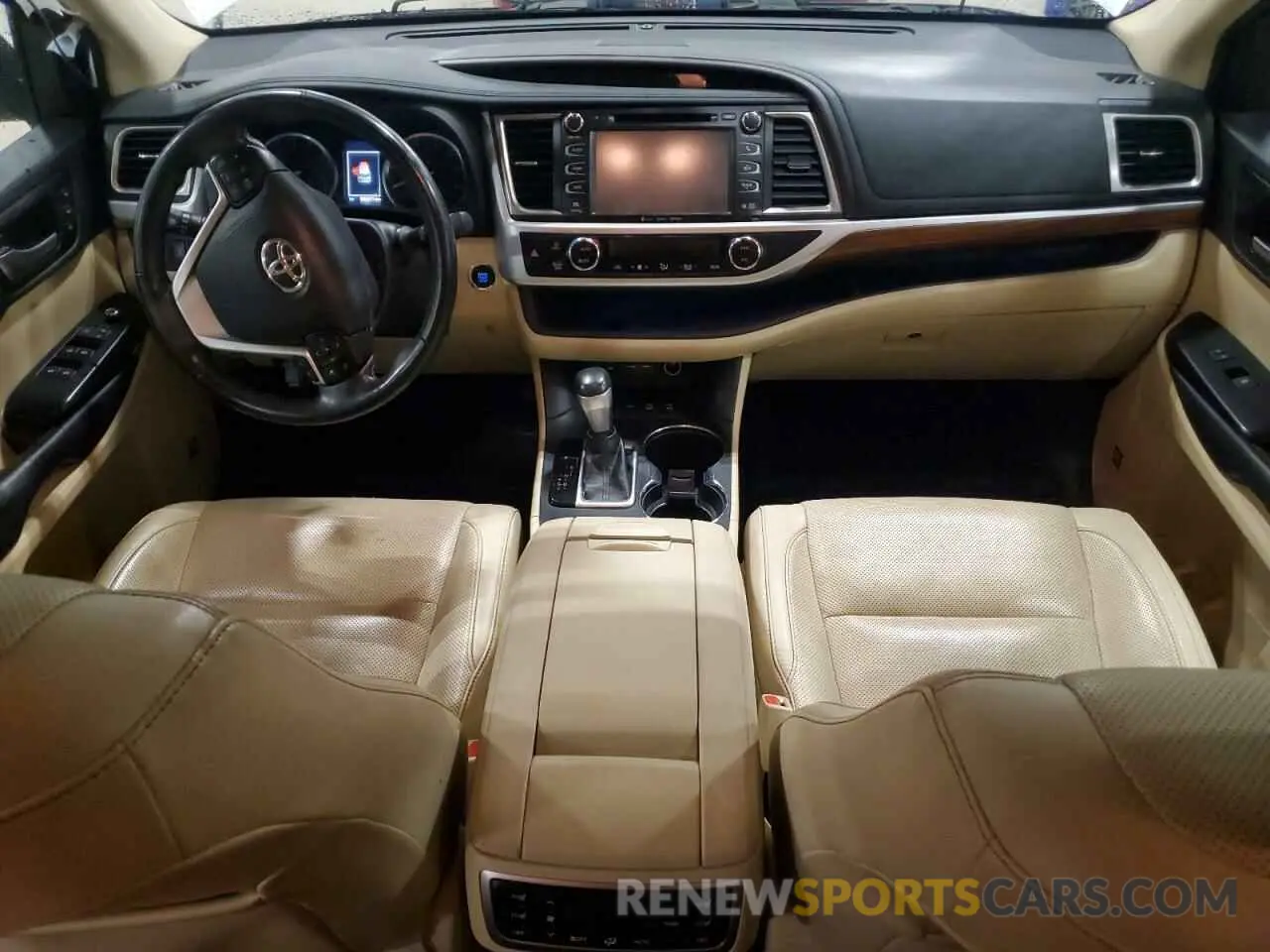 8 fotografías del automóvil dañado 5TDDZRFH1KS938453 TOYOTA HIGHLANDER 2019
