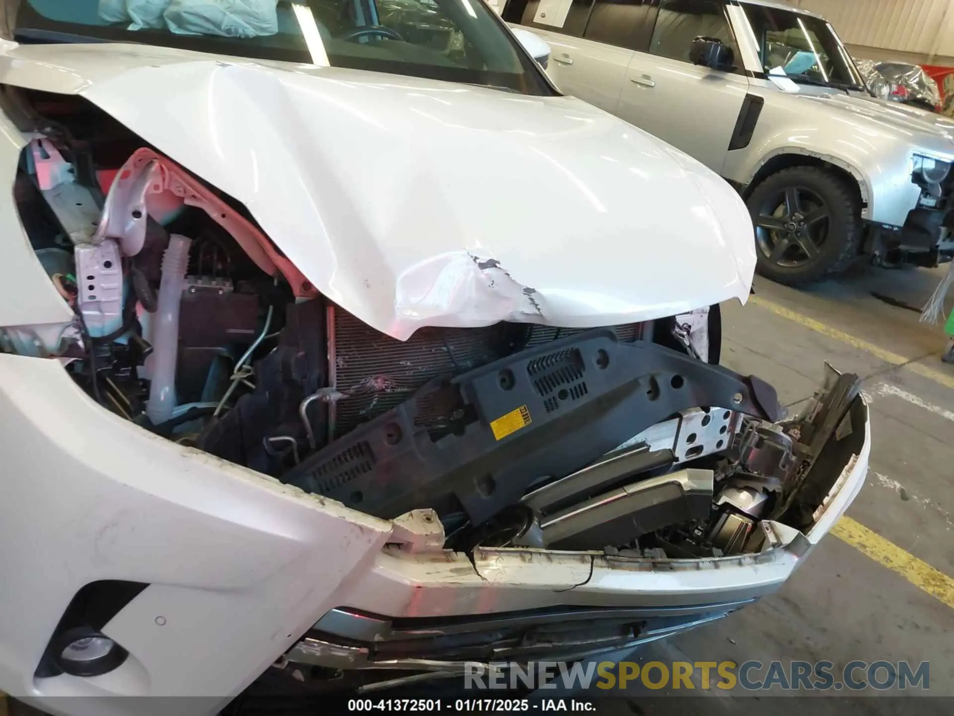6 fotografías del automóvil dañado 5TDDZRFH1KS957973 TOYOTA HIGHLANDER 2019