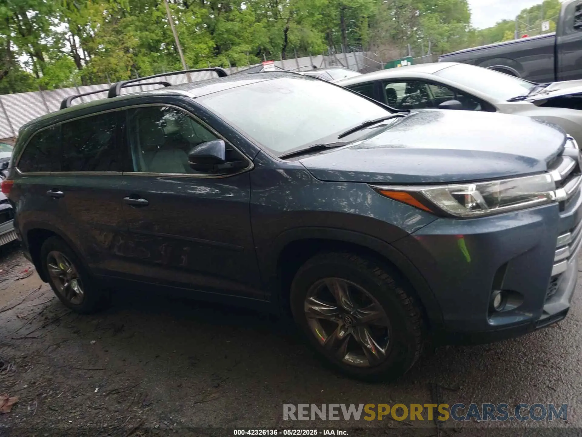 13 fotografías del automóvil dañado 5TDDZRFH2KS993591 TOYOTA HIGHLANDER 2019
