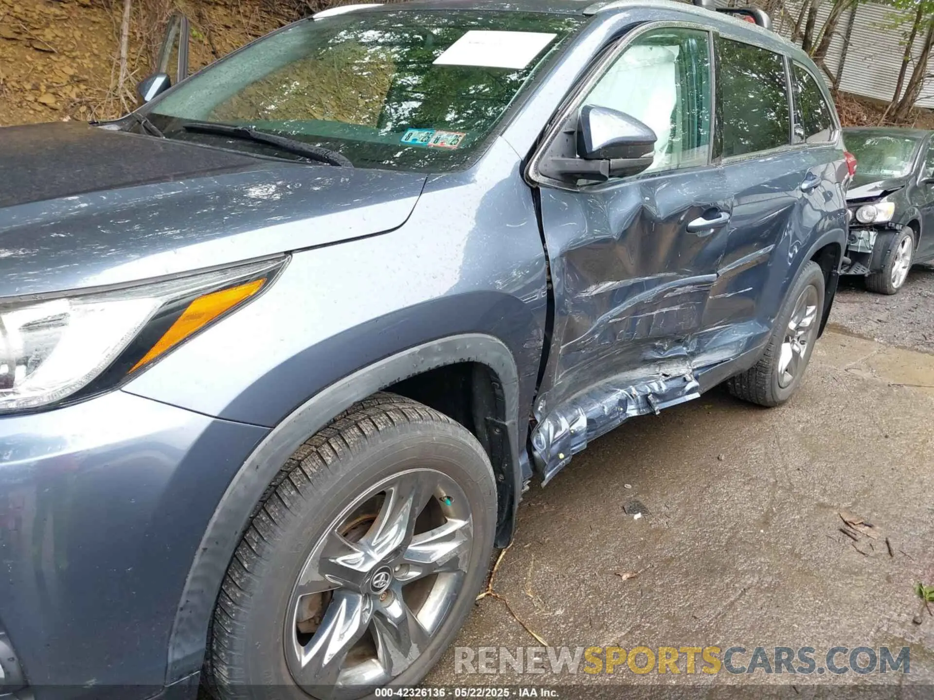 6 fotografías del automóvil dañado 5TDDZRFH2KS993591 TOYOTA HIGHLANDER 2019