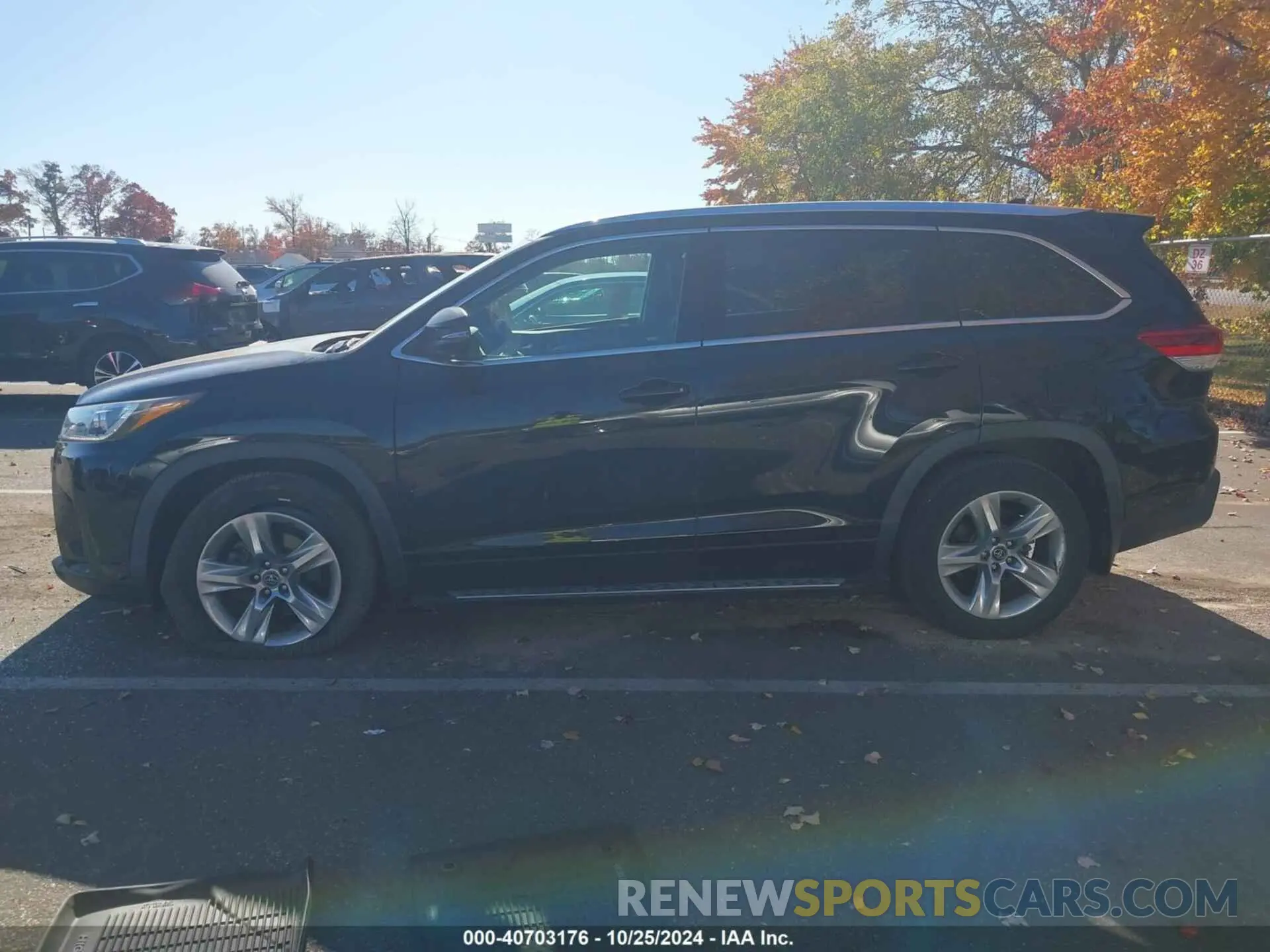 14 fotografías del automóvil dañado 5TDDZRFH5KS725148 TOYOTA HIGHLANDER 2019