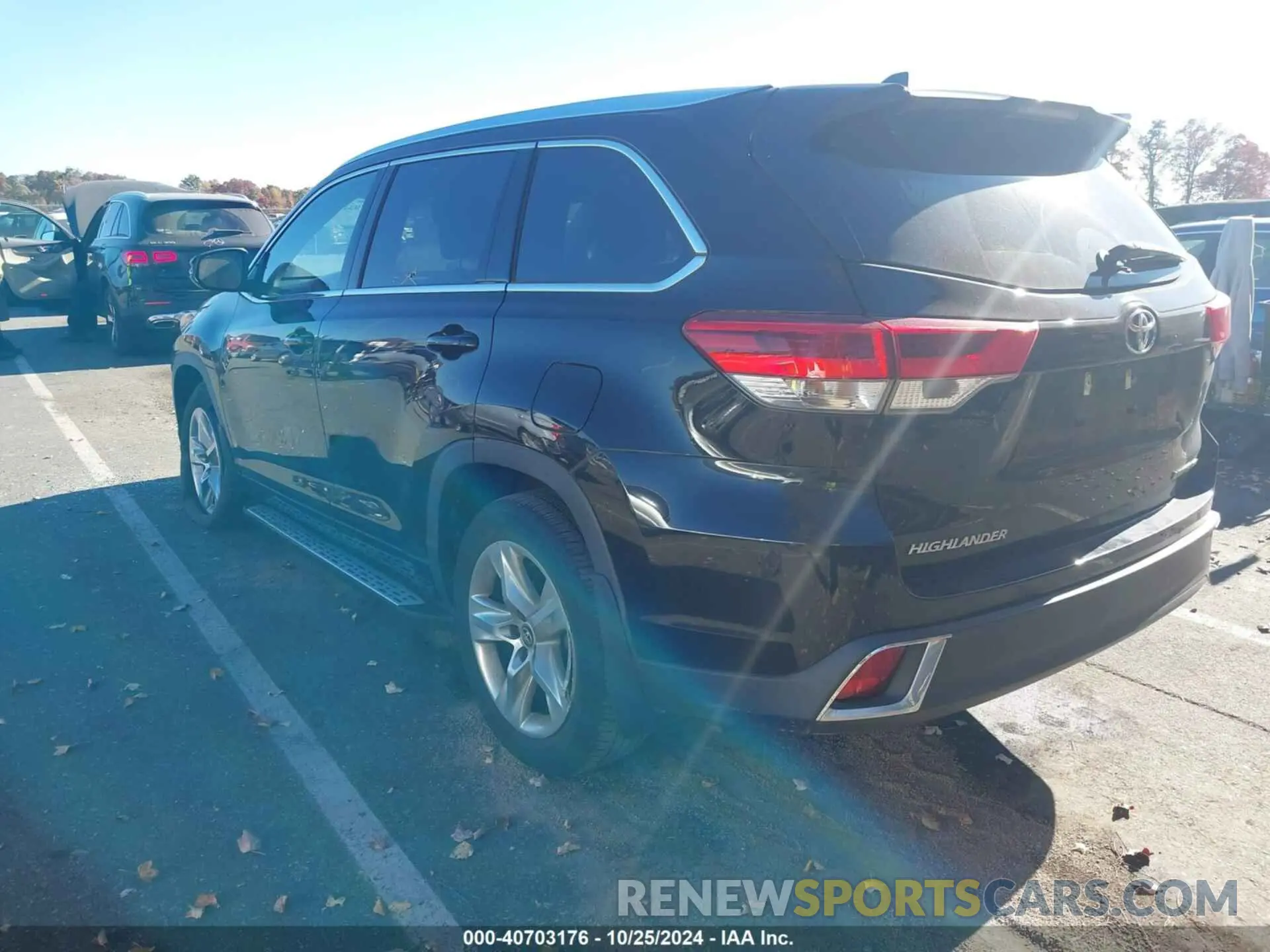 3 fotografías del automóvil dañado 5TDDZRFH5KS725148 TOYOTA HIGHLANDER 2019