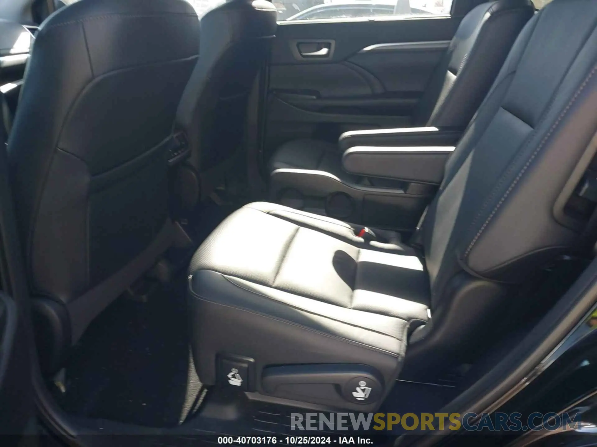 8 fotografías del automóvil dañado 5TDDZRFH5KS725148 TOYOTA HIGHLANDER 2019