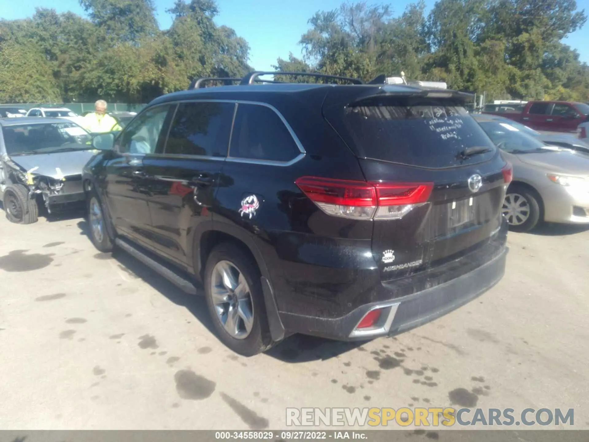 3 fotografías del automóvil dañado 5TDDZRFH5KS931148 TOYOTA HIGHLANDER 2019