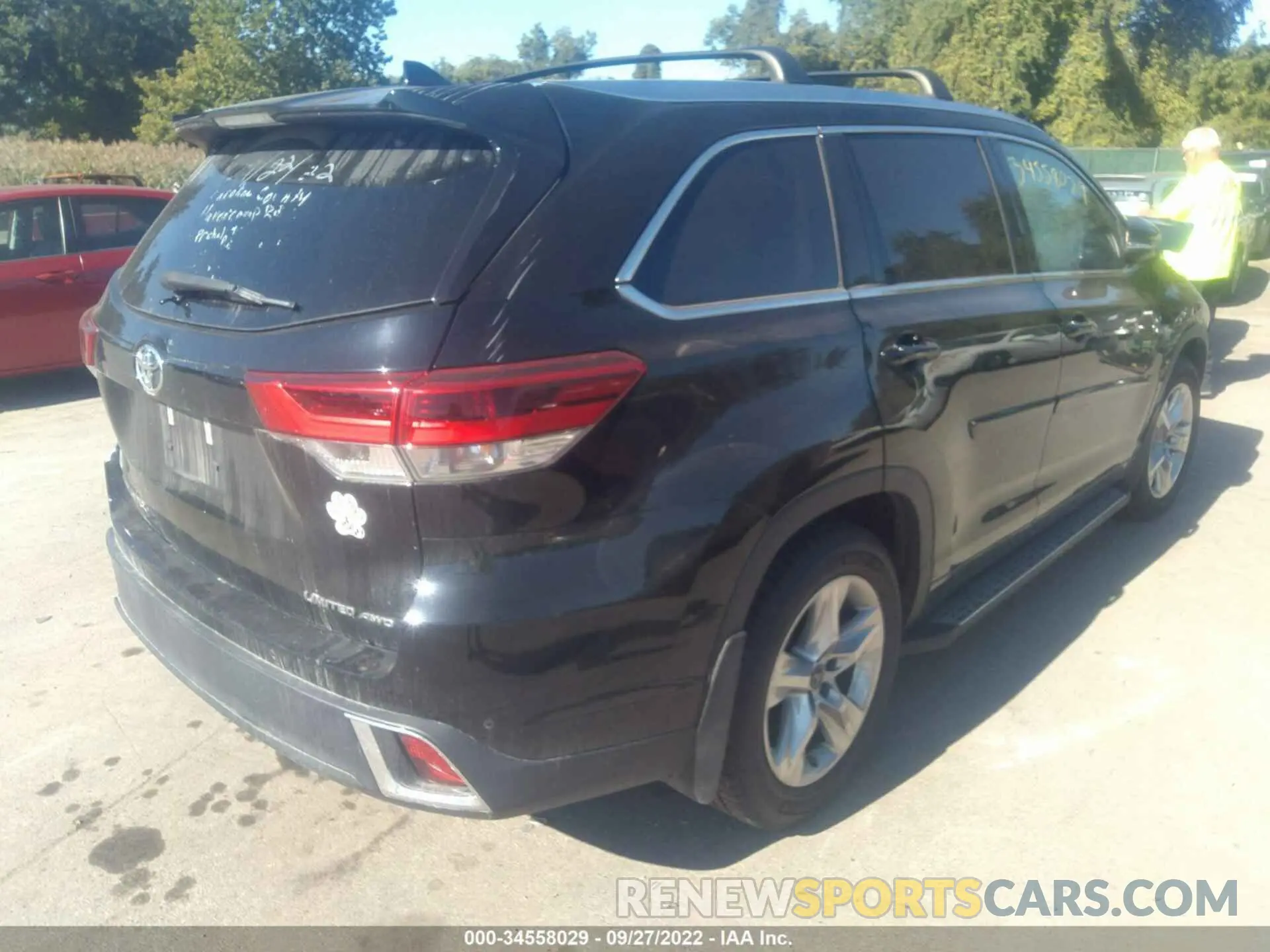 4 fotografías del automóvil dañado 5TDDZRFH5KS931148 TOYOTA HIGHLANDER 2019