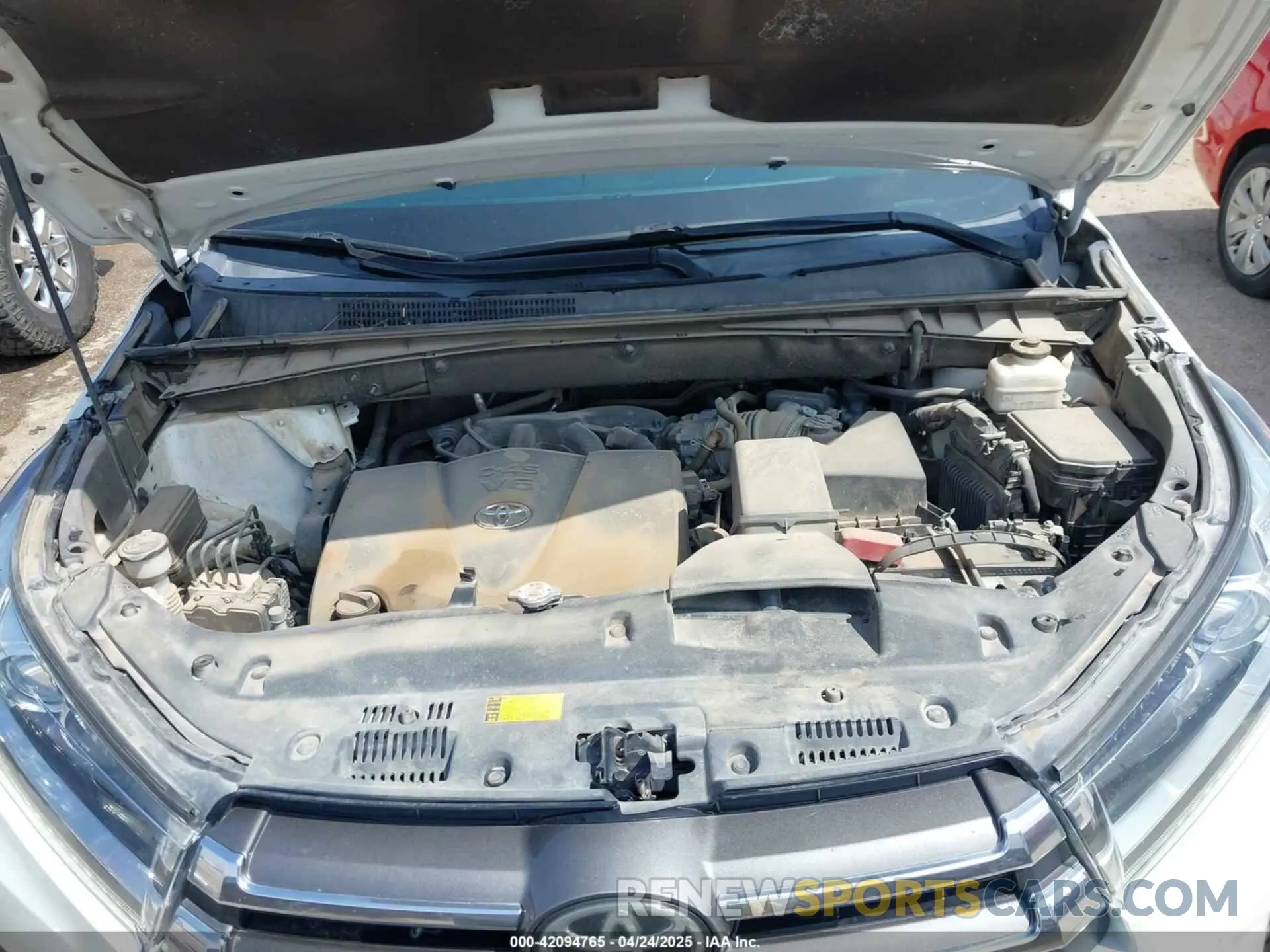 10 fotografías del automóvil dañado 5TDDZRFH5KS958544 TOYOTA HIGHLANDER 2019