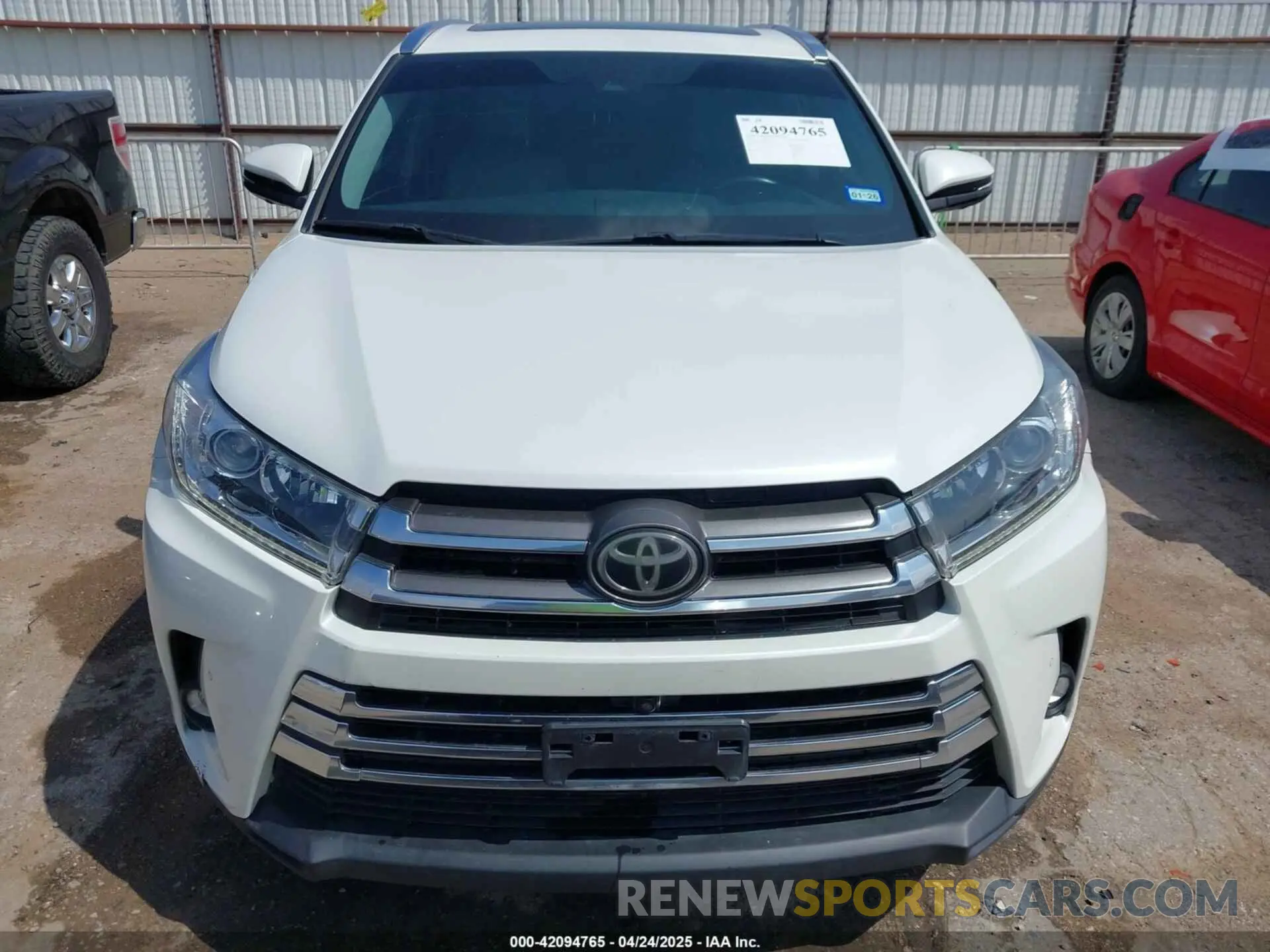 13 fotografías del automóvil dañado 5TDDZRFH5KS958544 TOYOTA HIGHLANDER 2019