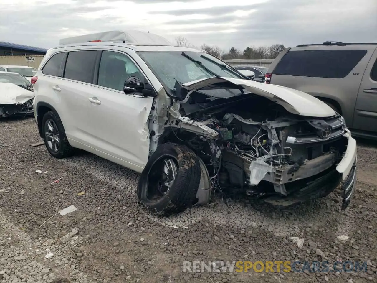 4 fotografías del automóvil dañado 5TDDZRFH5KS980012 TOYOTA HIGHLANDER 2019