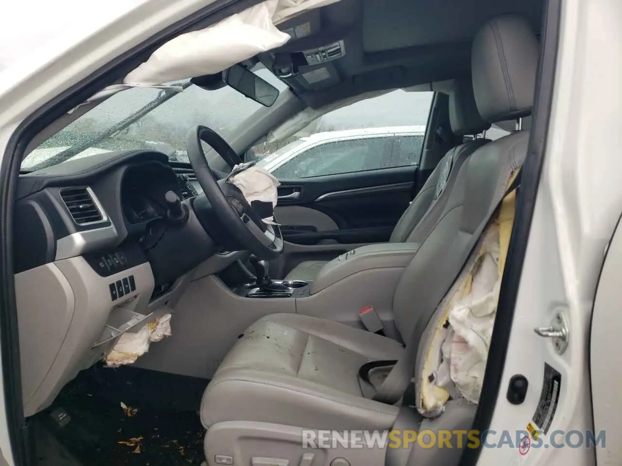 7 fotografías del automóvil dañado 5TDDZRFH5KS980012 TOYOTA HIGHLANDER 2019