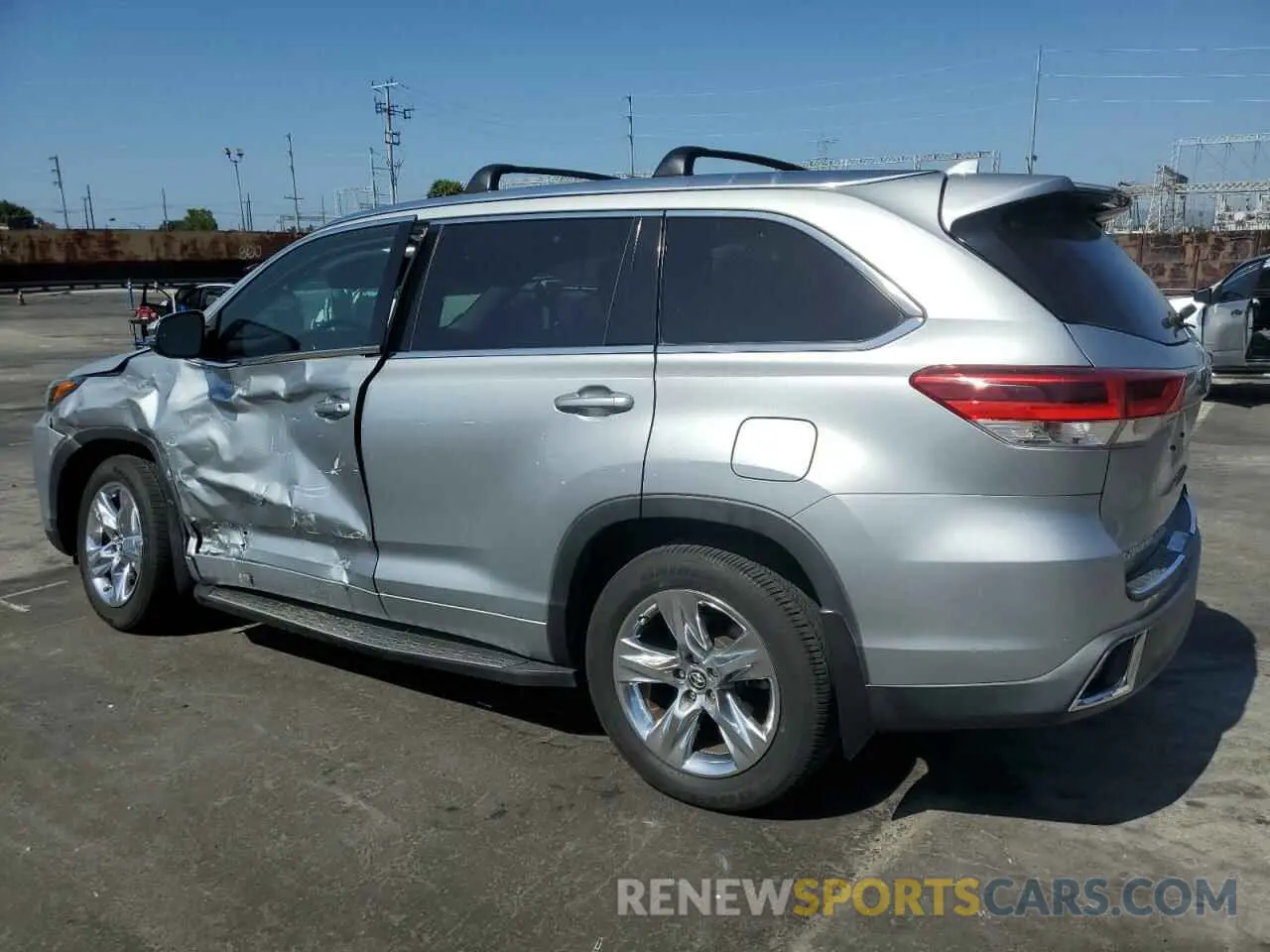 2 fotografías del automóvil dañado 5TDDZRFH6KS712523 TOYOTA HIGHLANDER 2019