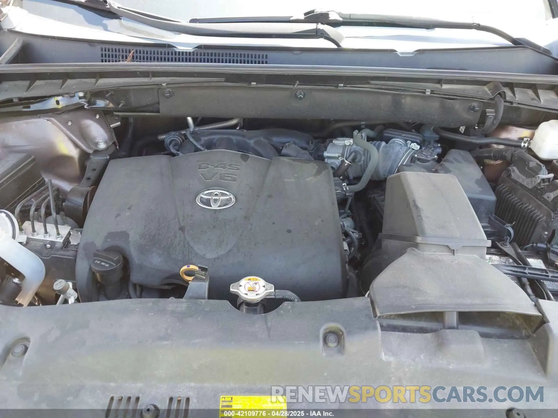 10 fotografías del automóvil dañado 5TDDZRFH7KS956195 TOYOTA HIGHLANDER 2019