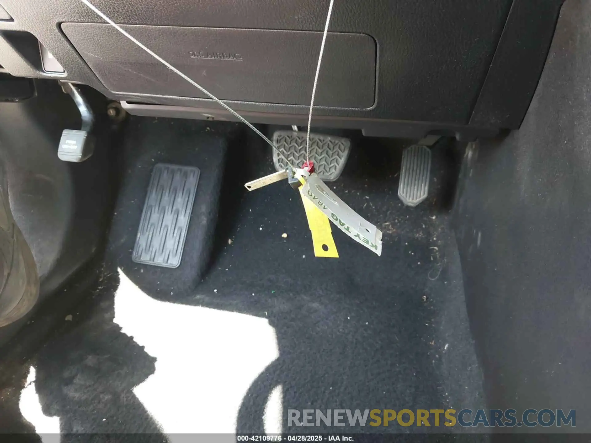 11 fotografías del automóvil dañado 5TDDZRFH7KS956195 TOYOTA HIGHLANDER 2019