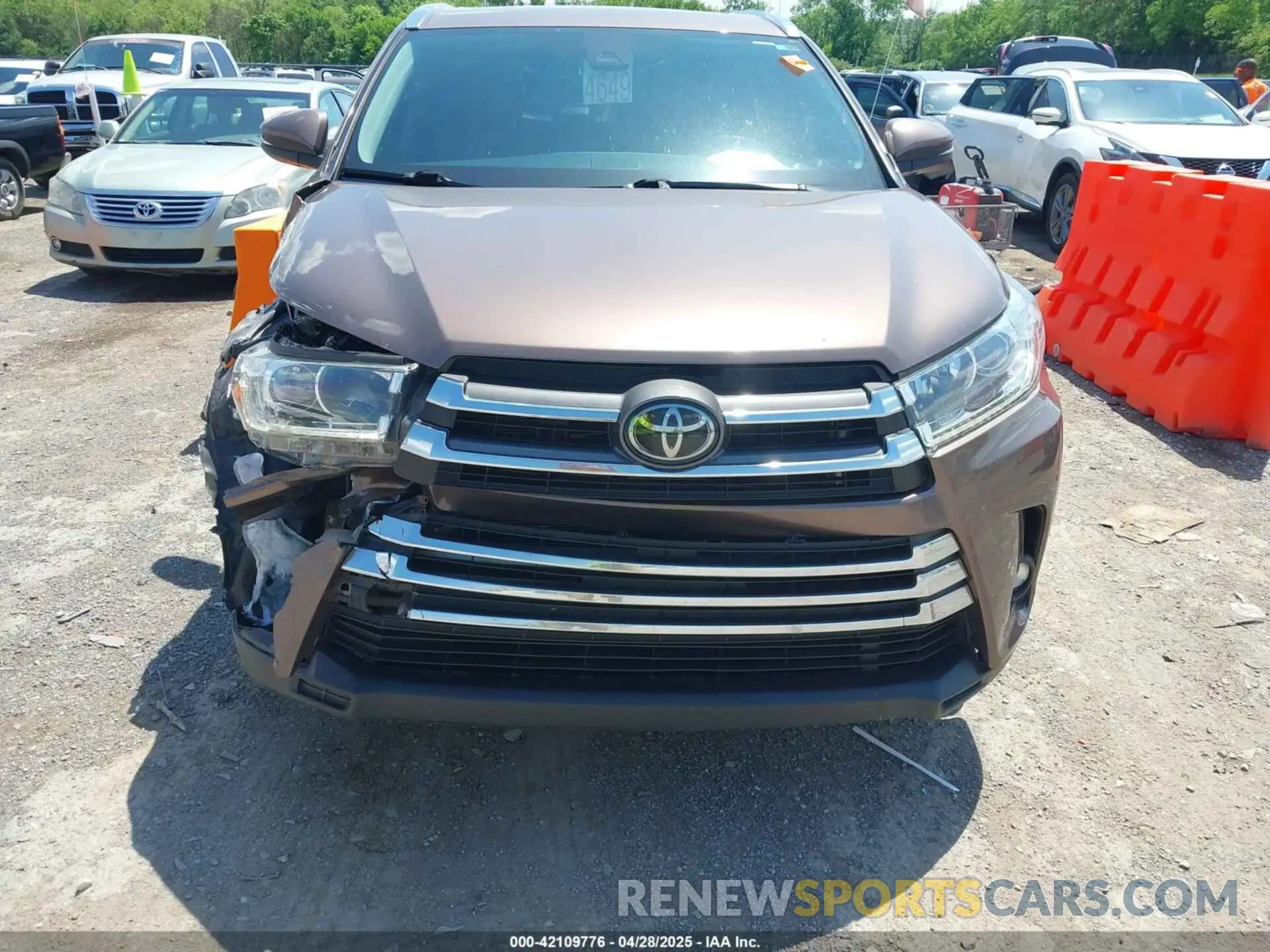 12 fotografías del automóvil dañado 5TDDZRFH7KS956195 TOYOTA HIGHLANDER 2019
