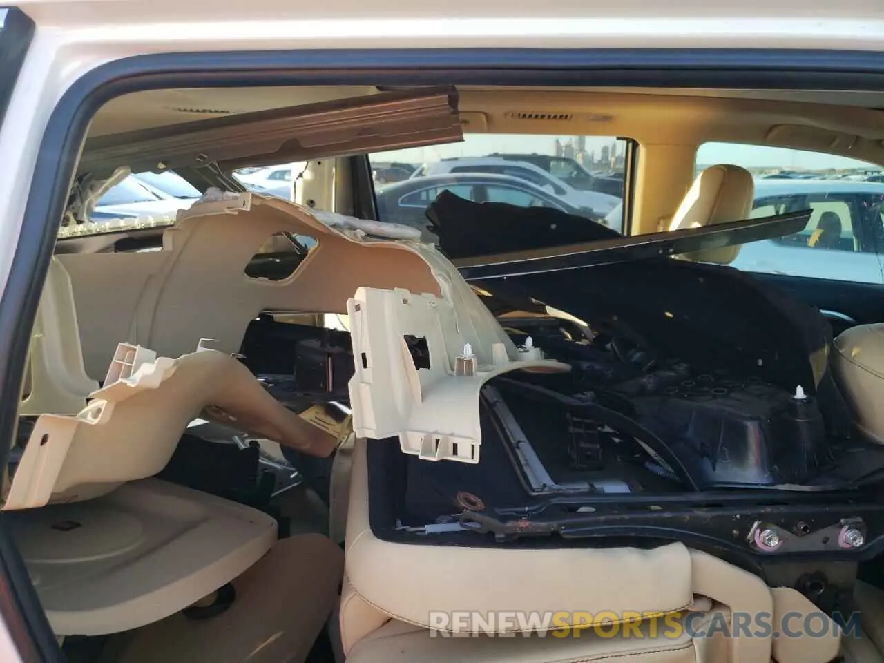 13 fotografías del automóvil dañado 5TDDZRFH8KS723782 TOYOTA HIGHLANDER 2019