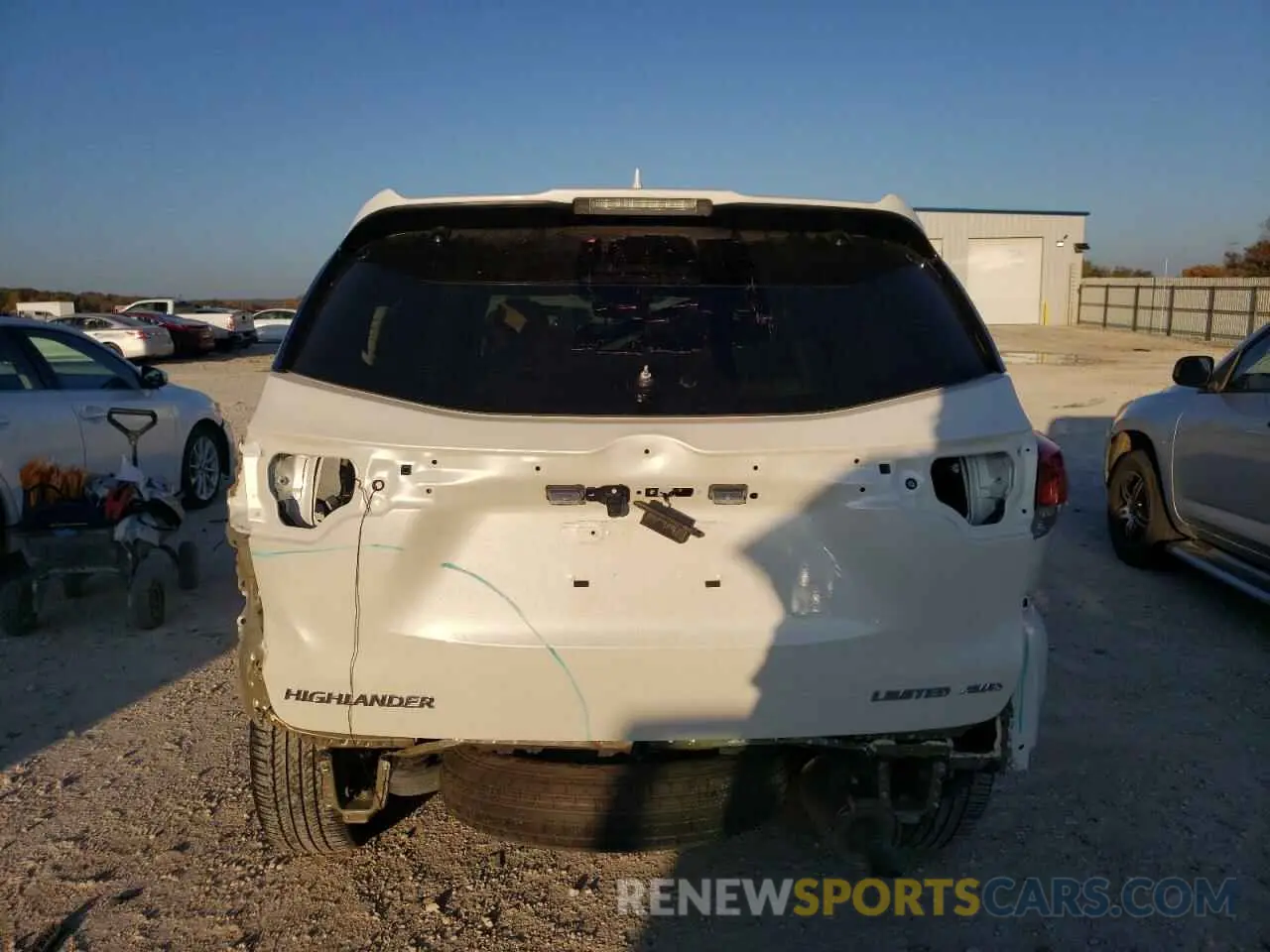 6 fotografías del automóvil dañado 5TDDZRFH8KS723782 TOYOTA HIGHLANDER 2019
