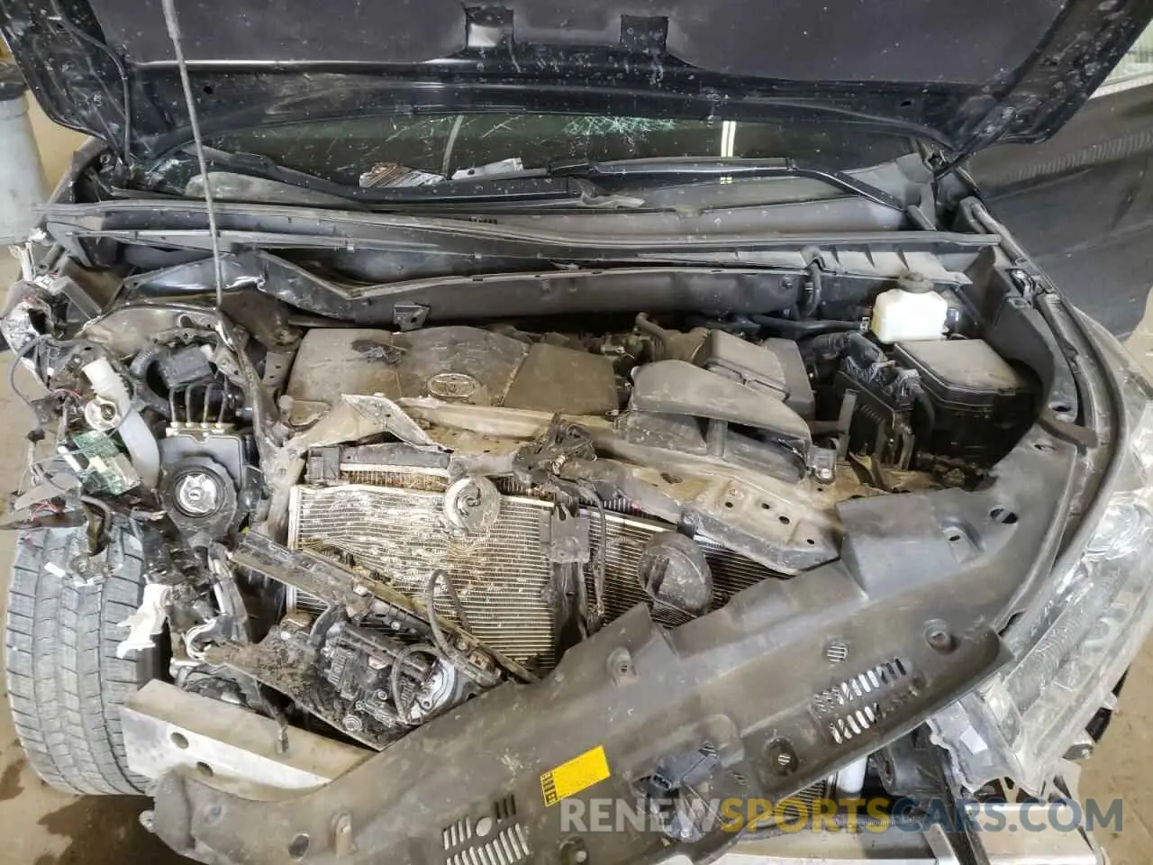 7 fotografías del automóvil dañado 5TDDZRFH8KS934500 TOYOTA HIGHLANDER 2019