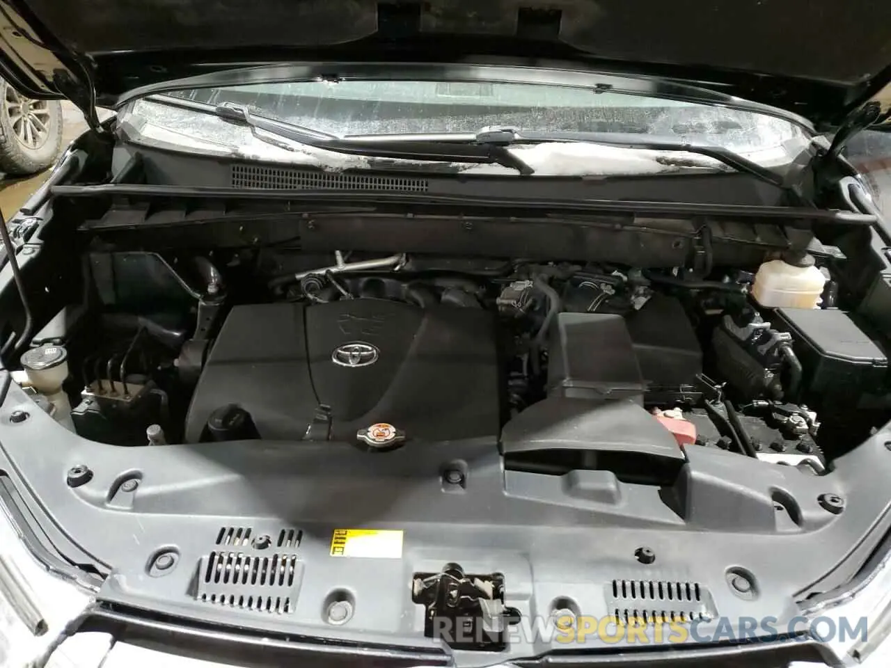 12 fotografías del automóvil dañado 5TDDZRFH8KS991862 TOYOTA HIGHLANDER 2019