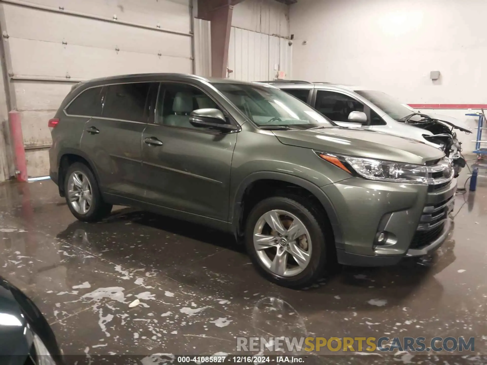 1 fotografías del automóvil dañado 5TDDZRFH9KS929998 TOYOTA HIGHLANDER 2019