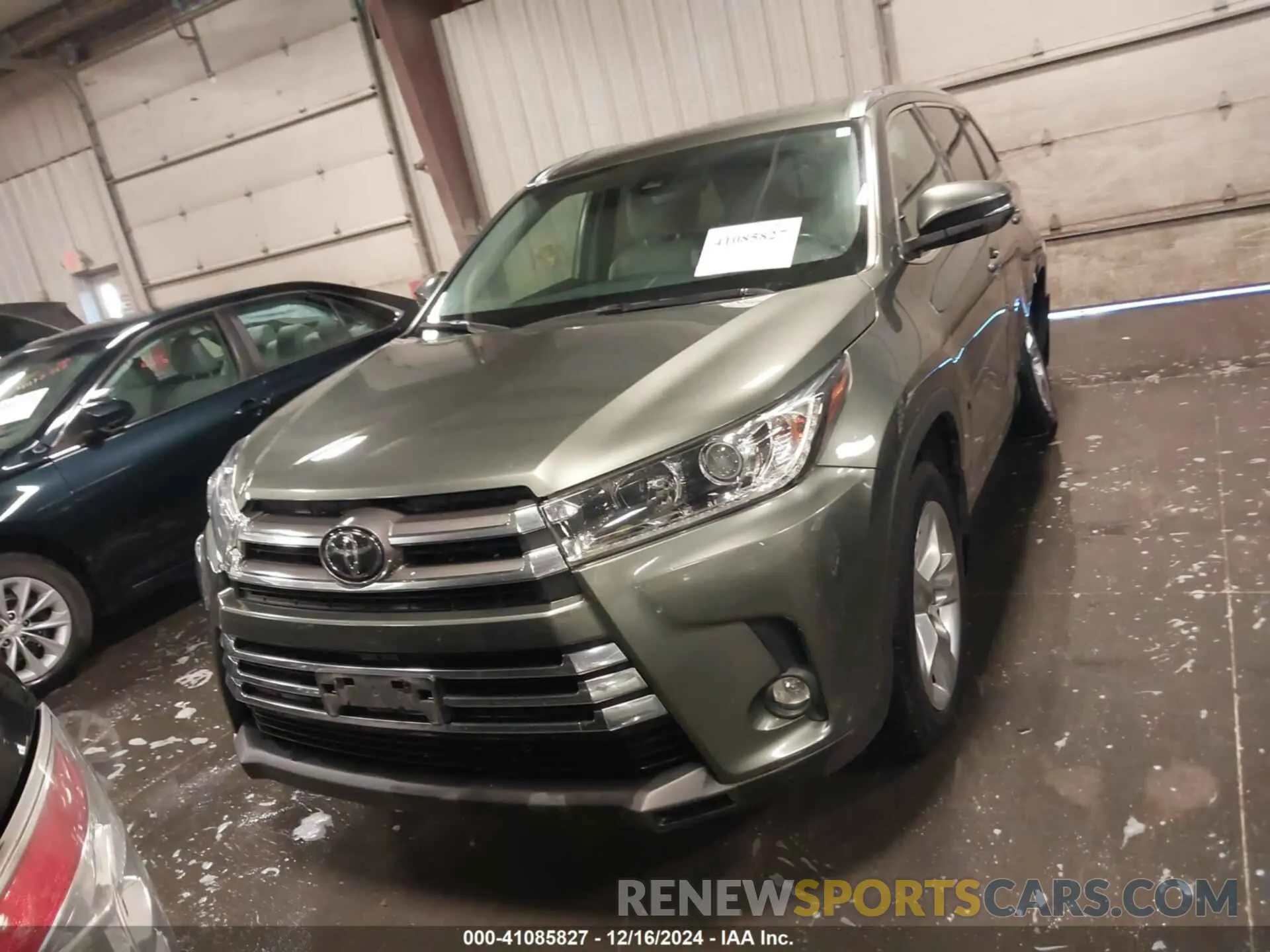 12 fotografías del automóvil dañado 5TDDZRFH9KS929998 TOYOTA HIGHLANDER 2019