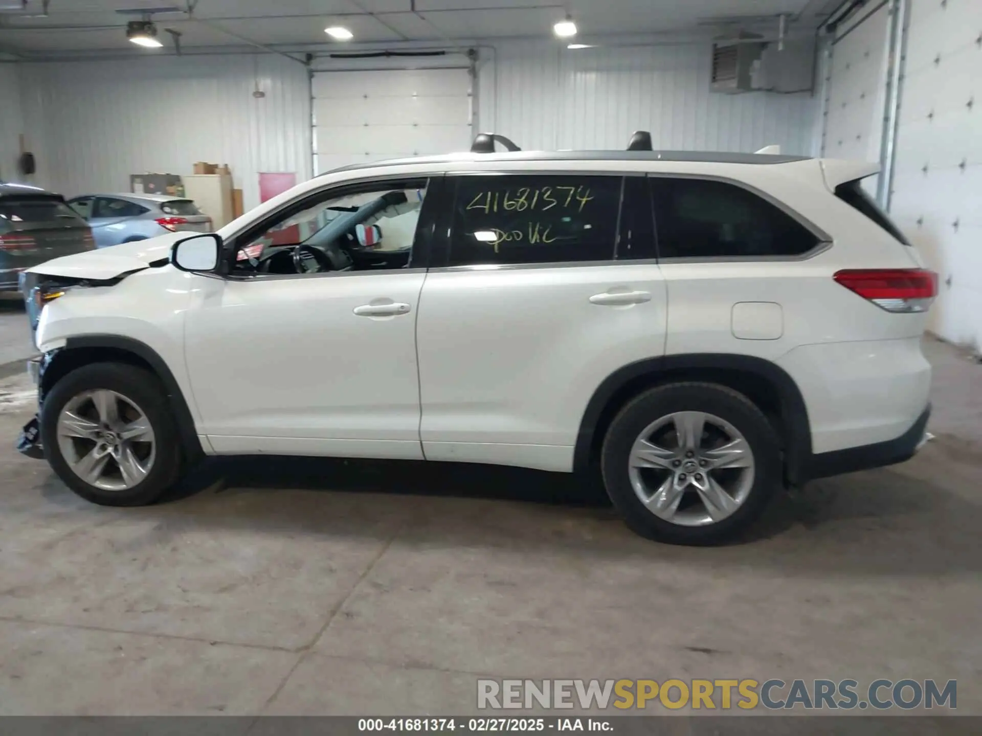 15 fotografías del automóvil dañado 5TDDZRFH9KS932609 TOYOTA HIGHLANDER 2019