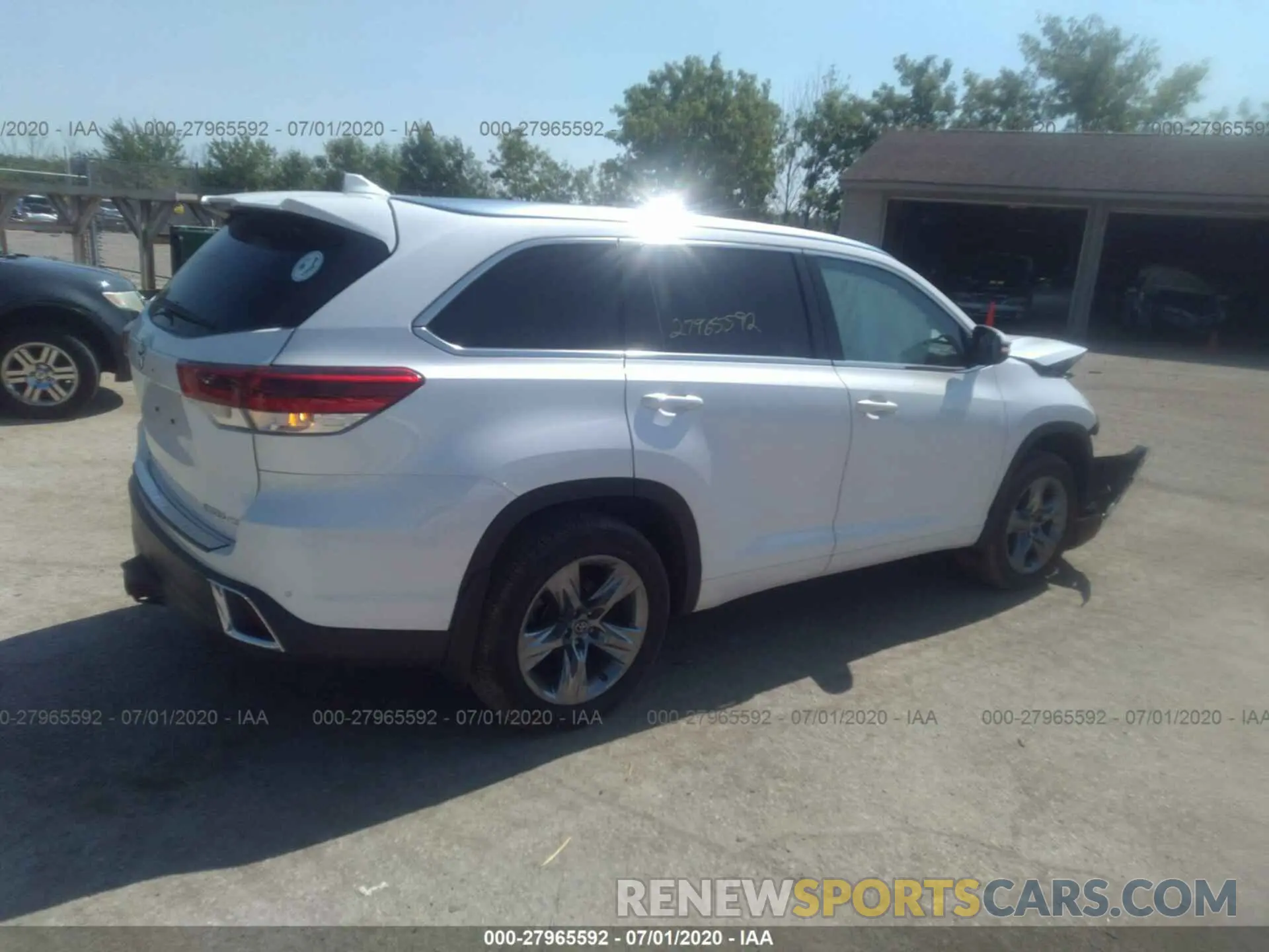 4 fotografías del automóvil dañado 5TDDZRFH9KS976125 TOYOTA HIGHLANDER 2019