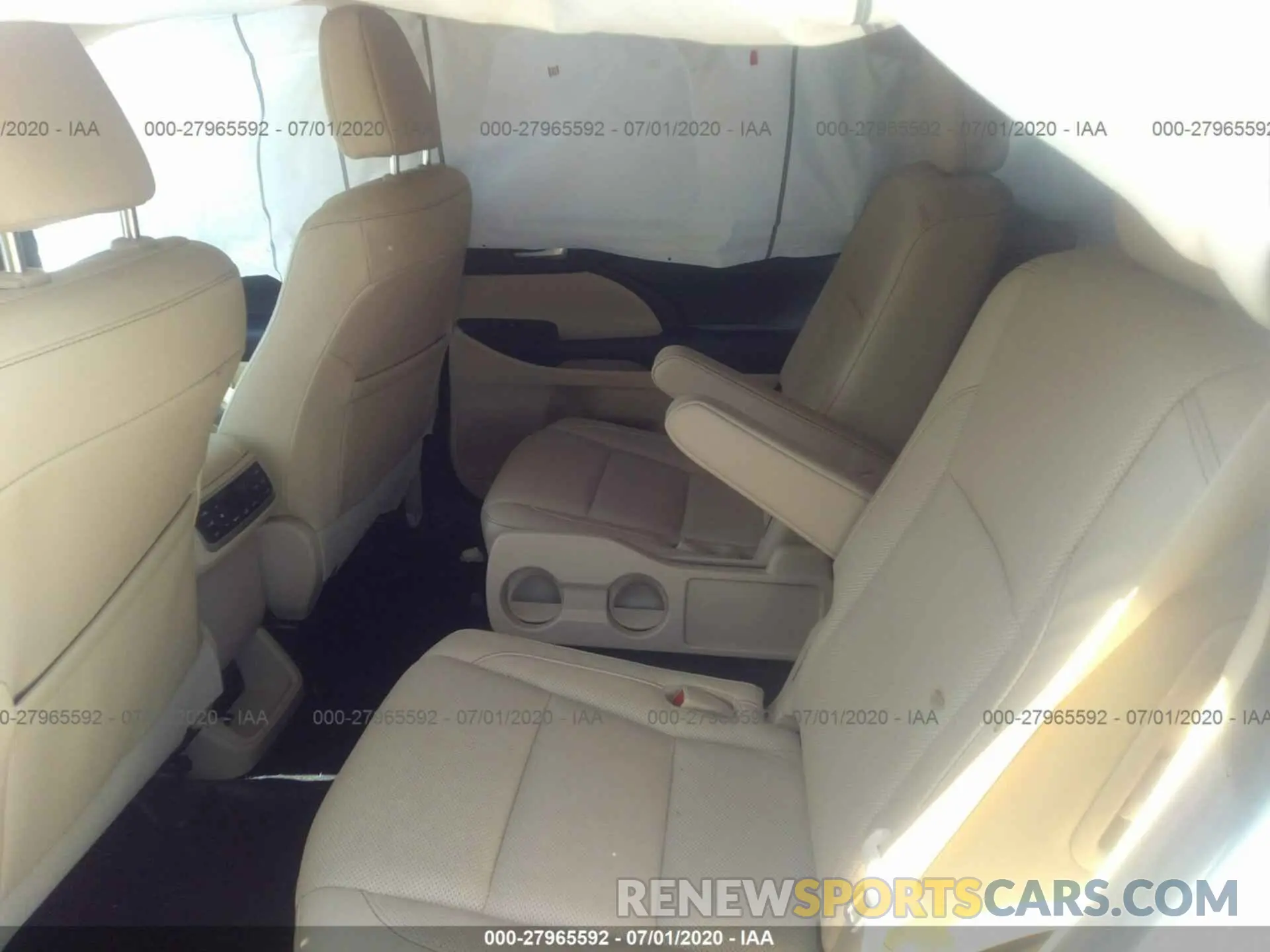 8 fotografías del automóvil dañado 5TDDZRFH9KS976125 TOYOTA HIGHLANDER 2019