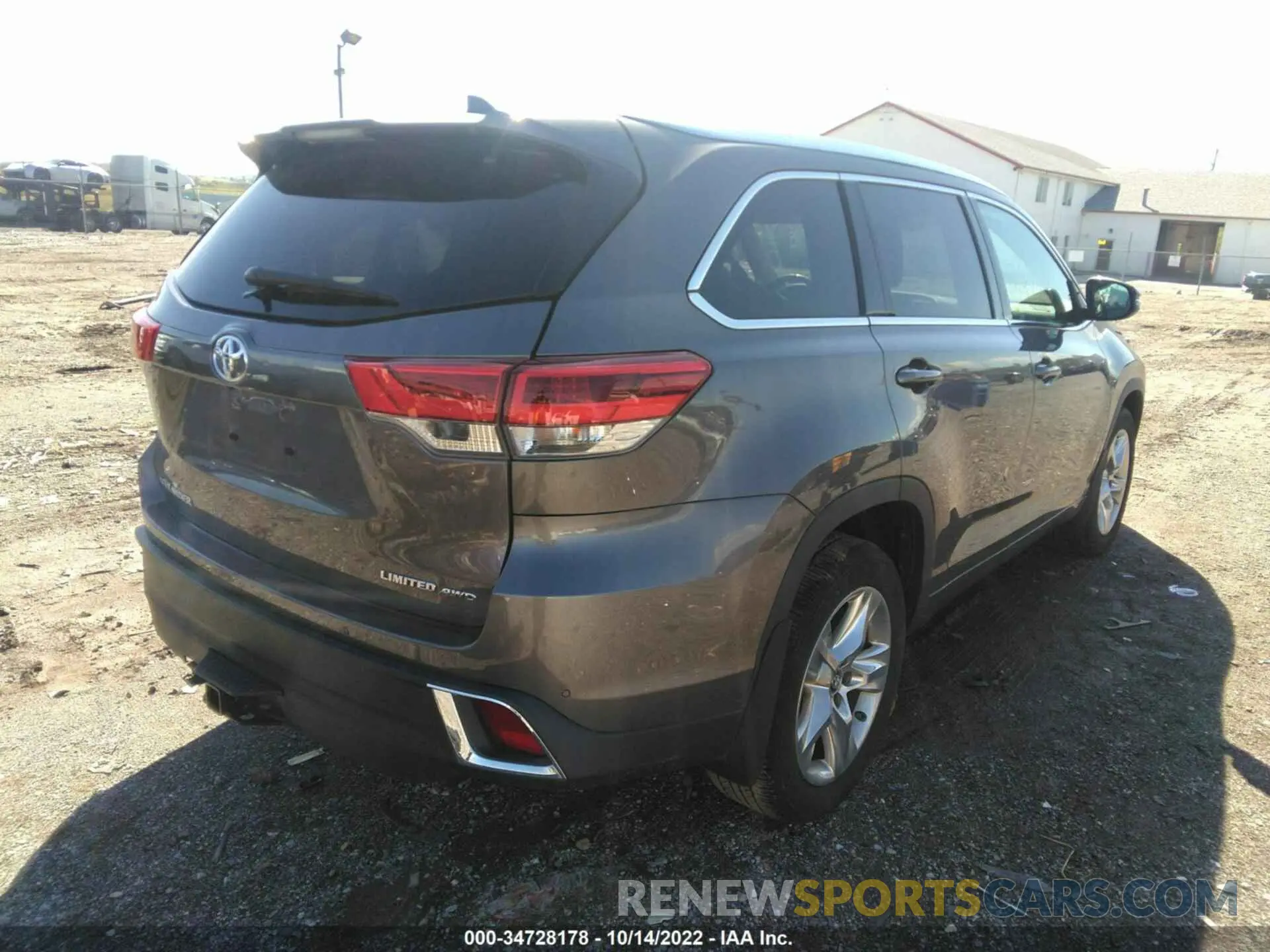 4 fotografías del automóvil dañado 5TDDZRFH9KS987643 TOYOTA HIGHLANDER 2019