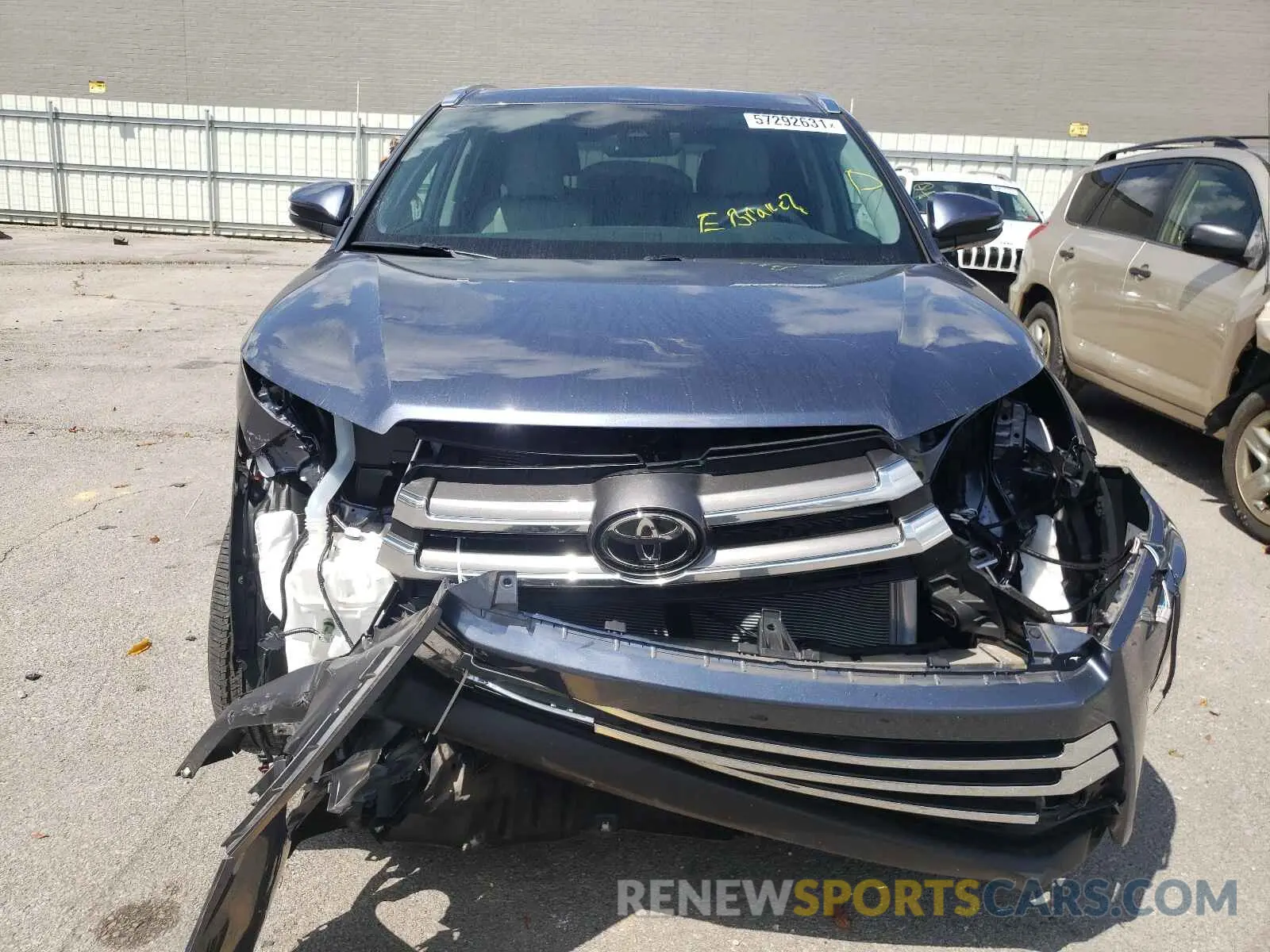 9 fotografías del automóvil dañado 5TDDZRFHXKS700536 TOYOTA HIGHLANDER 2019