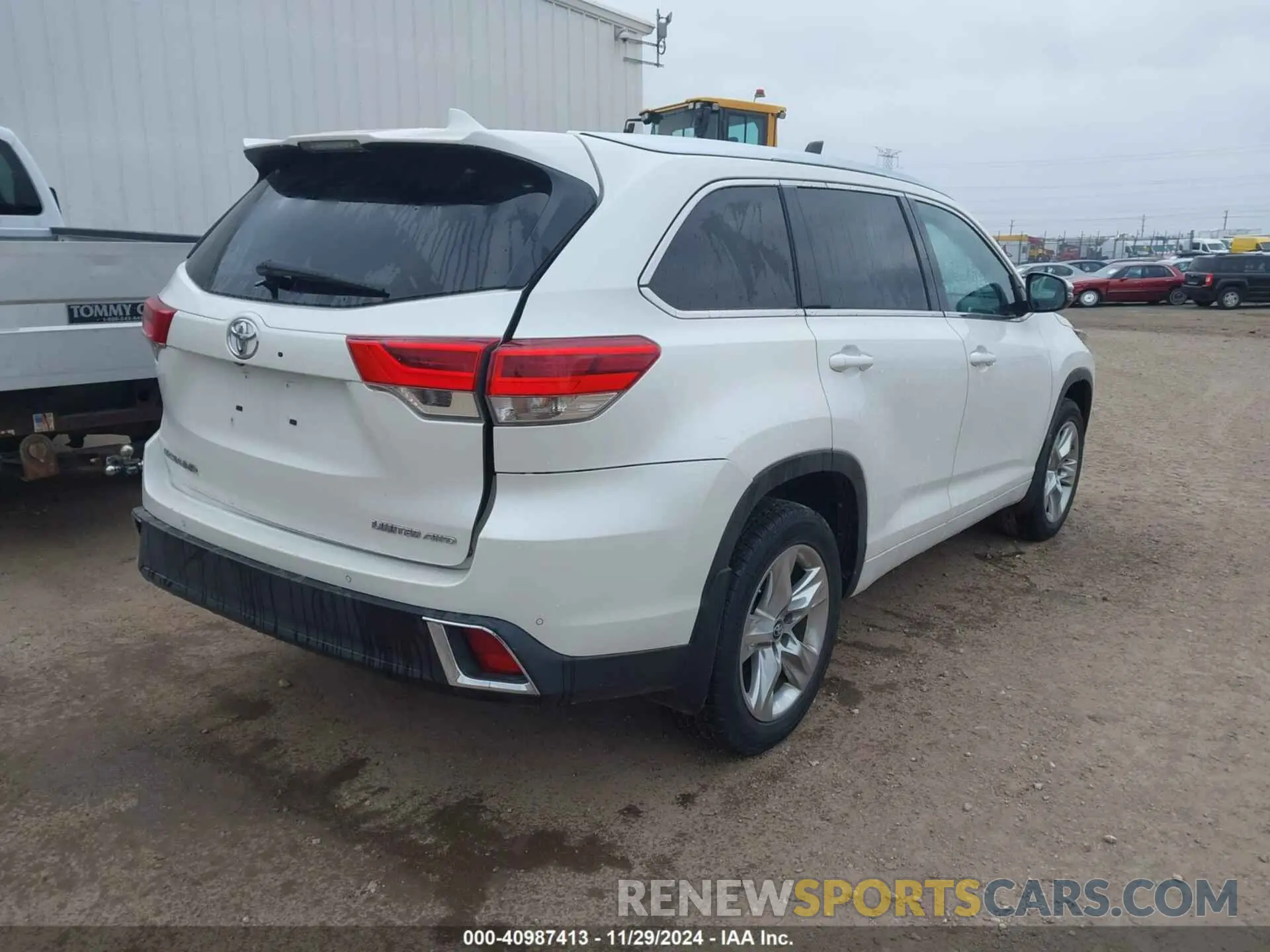 4 fotografías del automóvil dañado 5TDDZRFHXKS948589 TOYOTA HIGHLANDER 2019