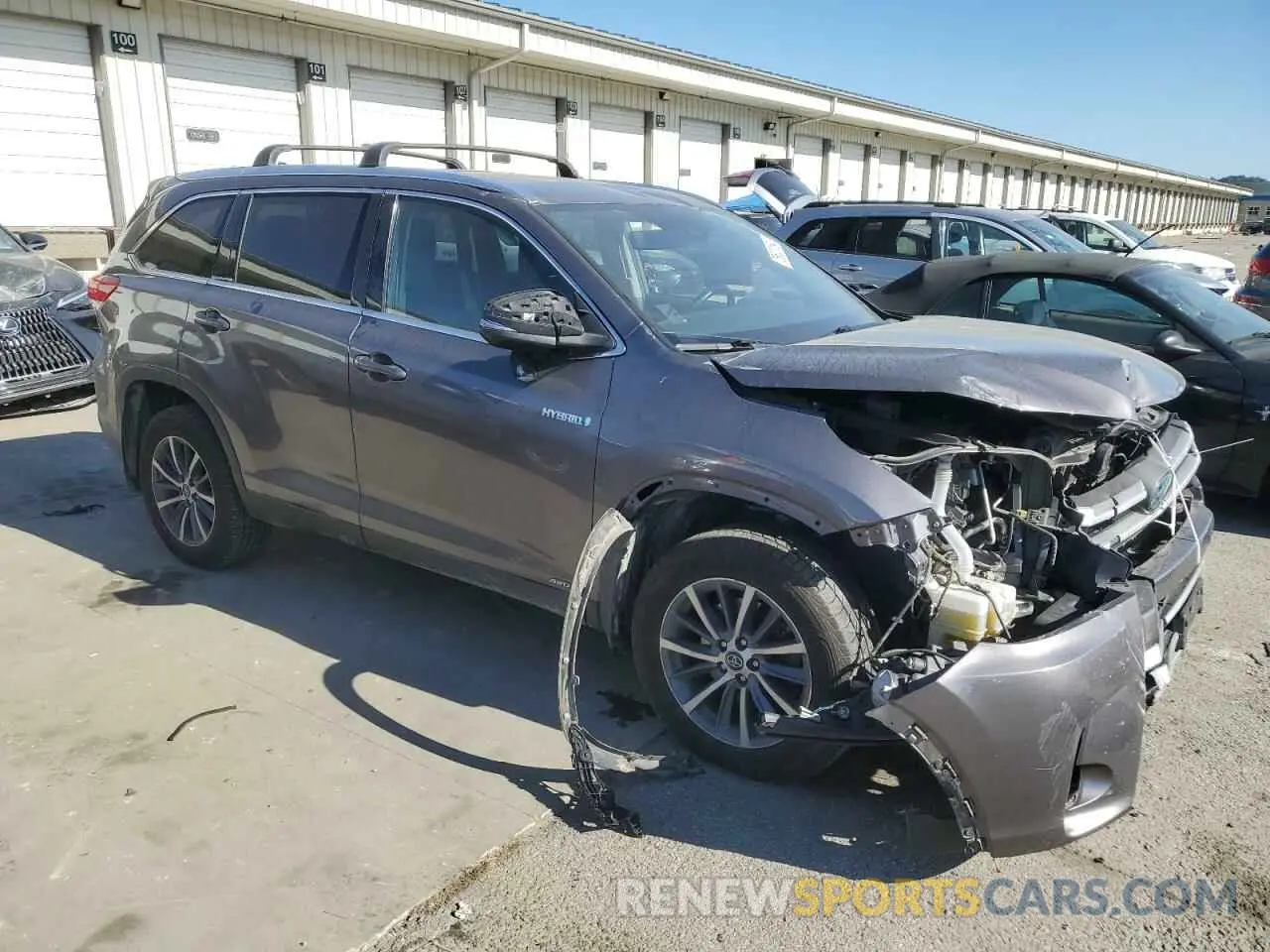 4 fotografías del automóvil dañado 5TDJGRFH7KS061766 TOYOTA HIGHLANDER 2019