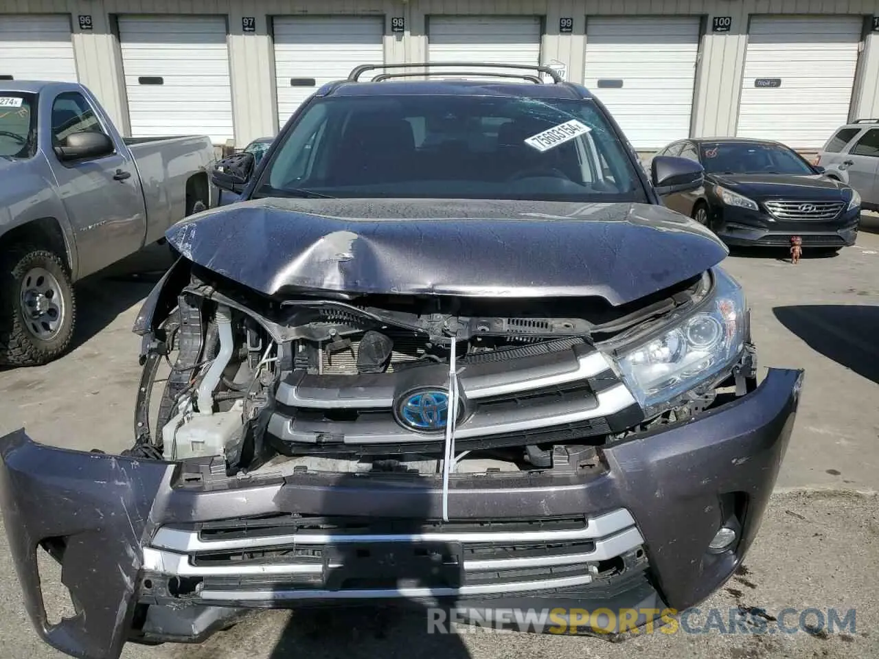 5 fotografías del automóvil dañado 5TDJGRFH7KS061766 TOYOTA HIGHLANDER 2019