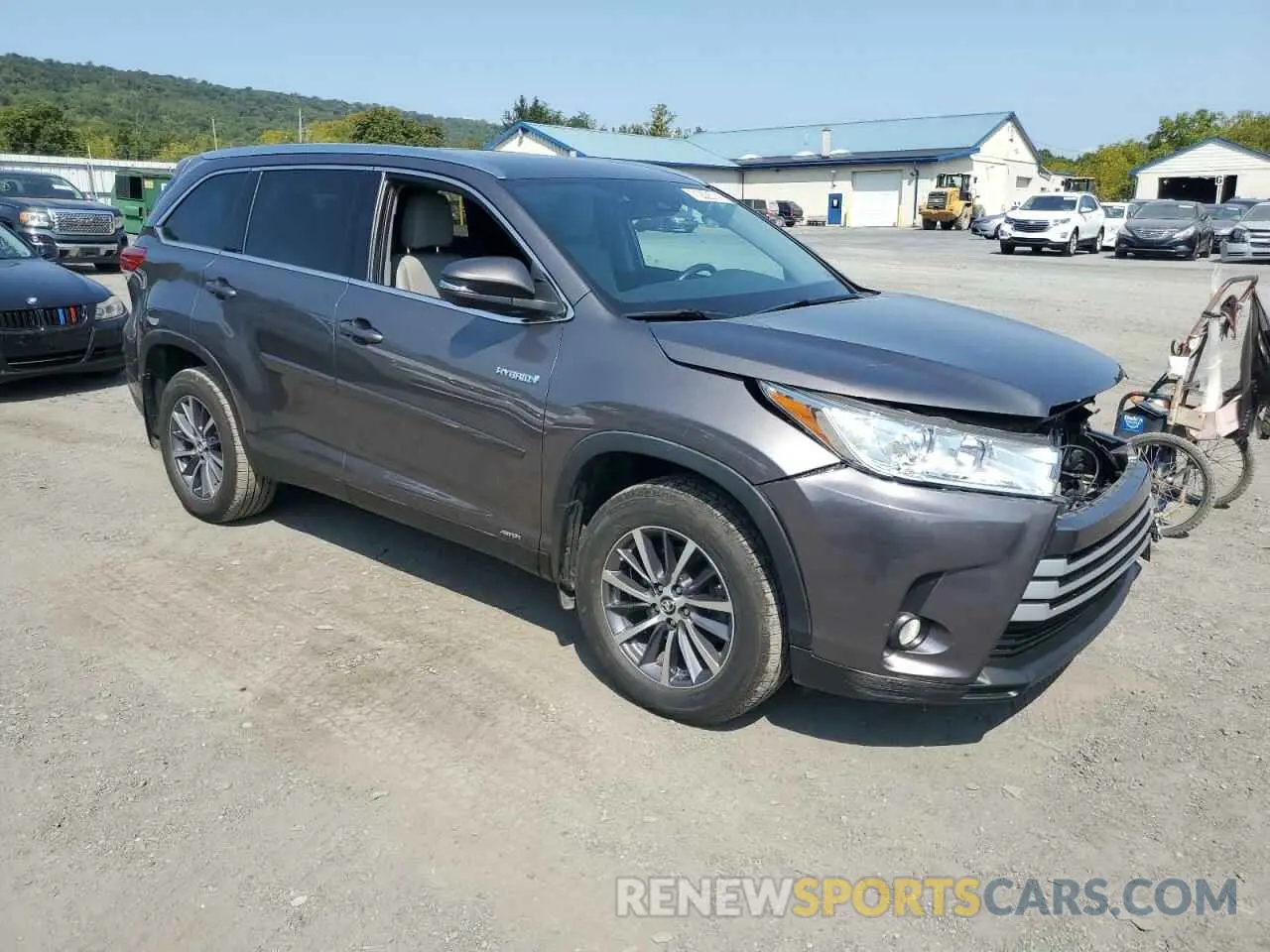 4 fotografías del automóvil dañado 5TDJGRFH8KS074171 TOYOTA HIGHLANDER 2019