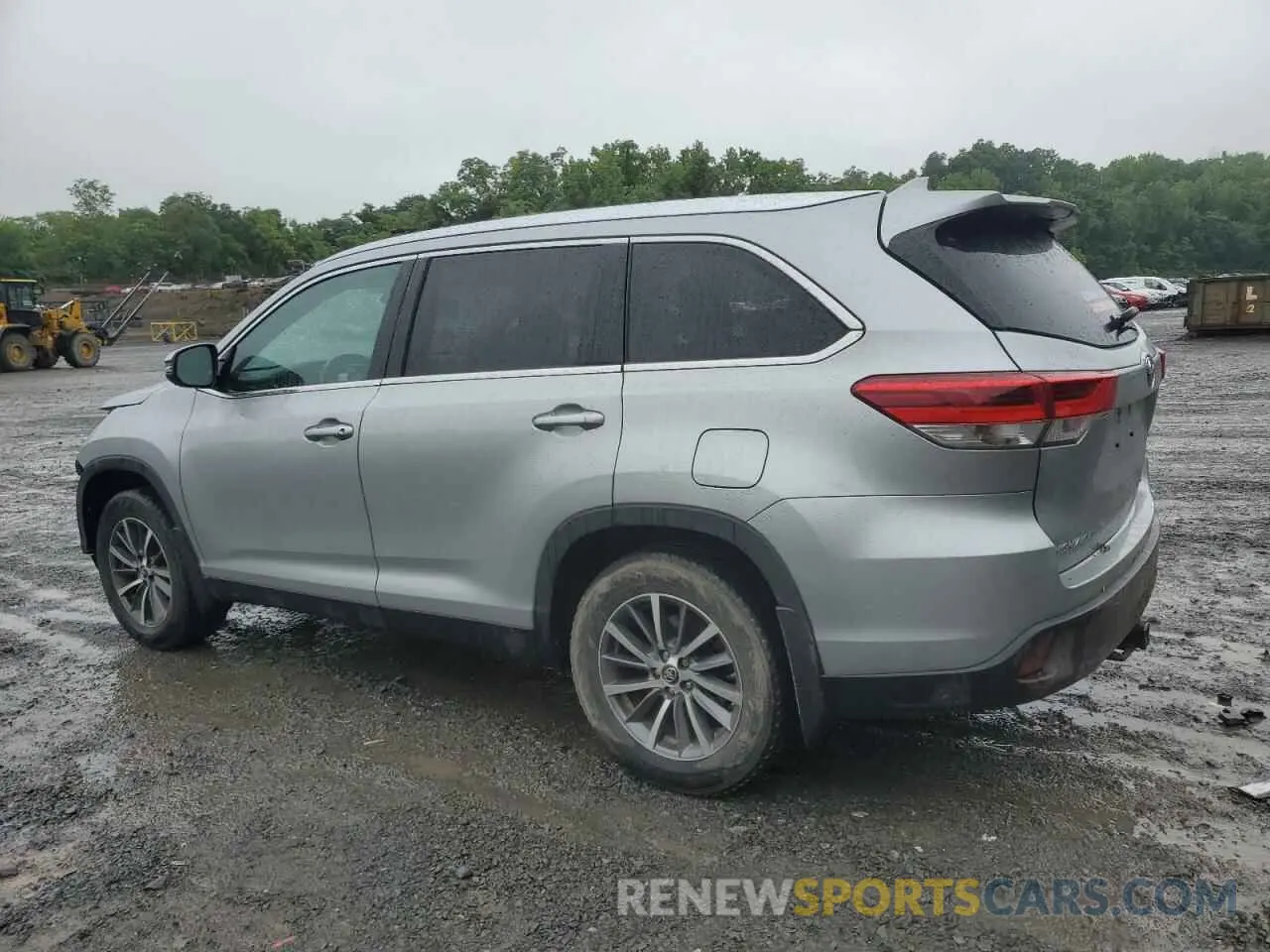 2 fotografías del automóvil dañado 5TDJZRFH0KS591068 TOYOTA HIGHLANDER 2019