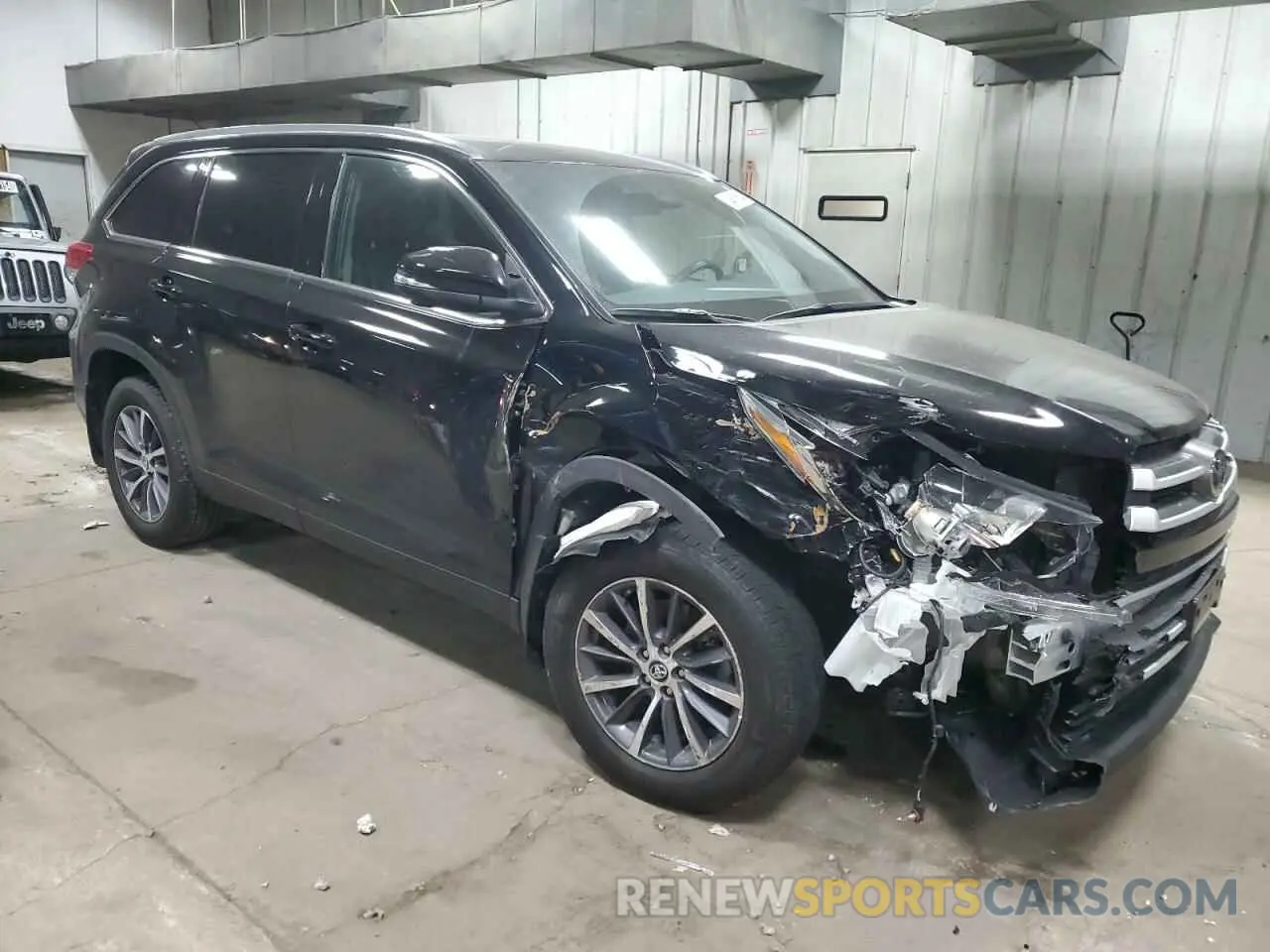 4 fotografías del automóvil dañado 5TDJZRFH0KS602442 TOYOTA HIGHLANDER 2019