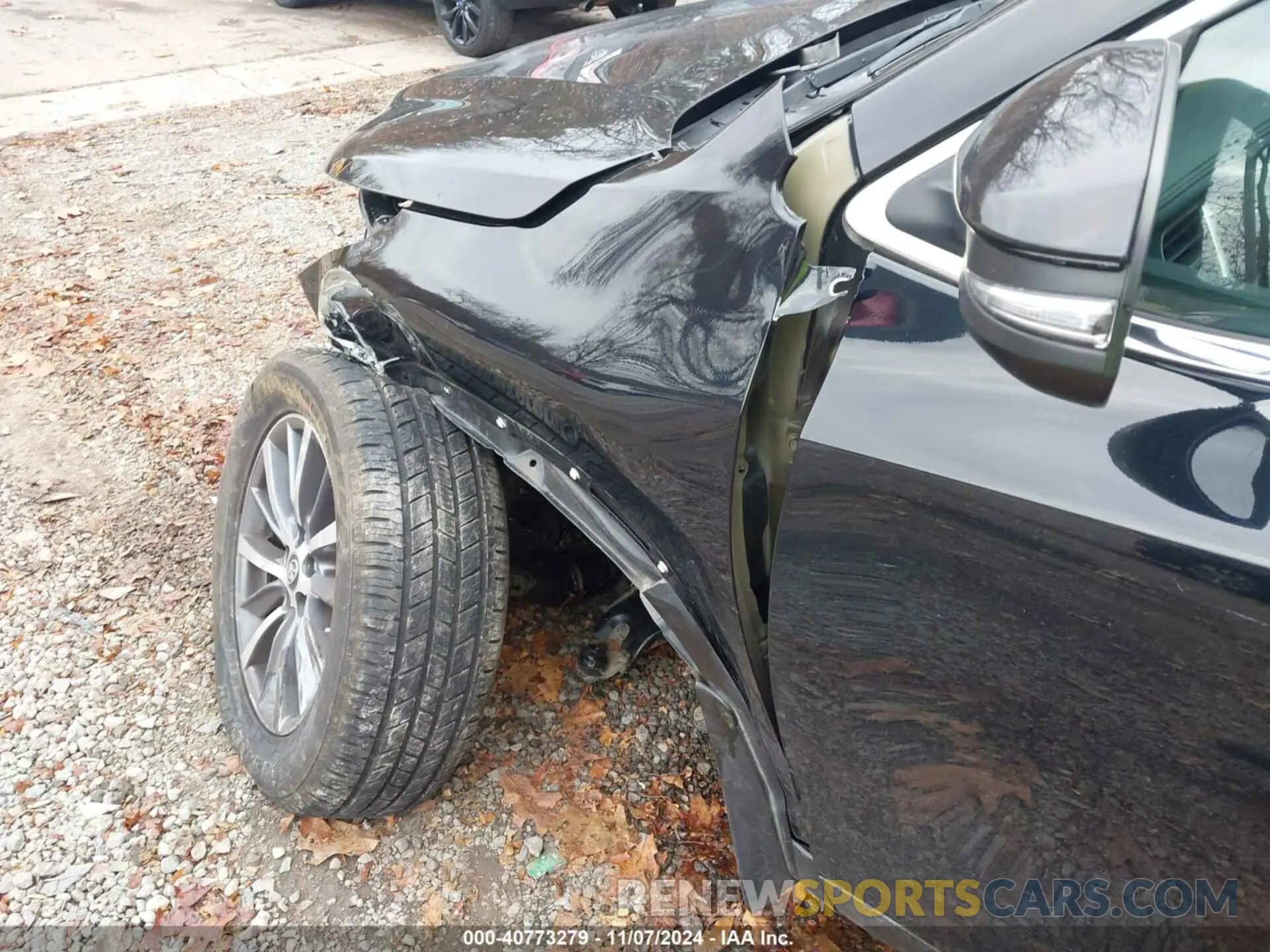 18 fotografías del automóvil dañado 5TDJZRFH0KS617099 TOYOTA HIGHLANDER 2019