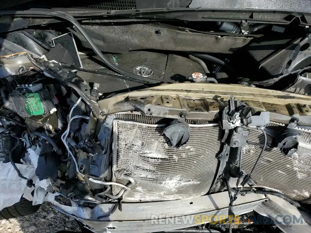 12 fotografías del automóvil dañado 5TDJZRFH0KS618463 TOYOTA HIGHLANDER 2019